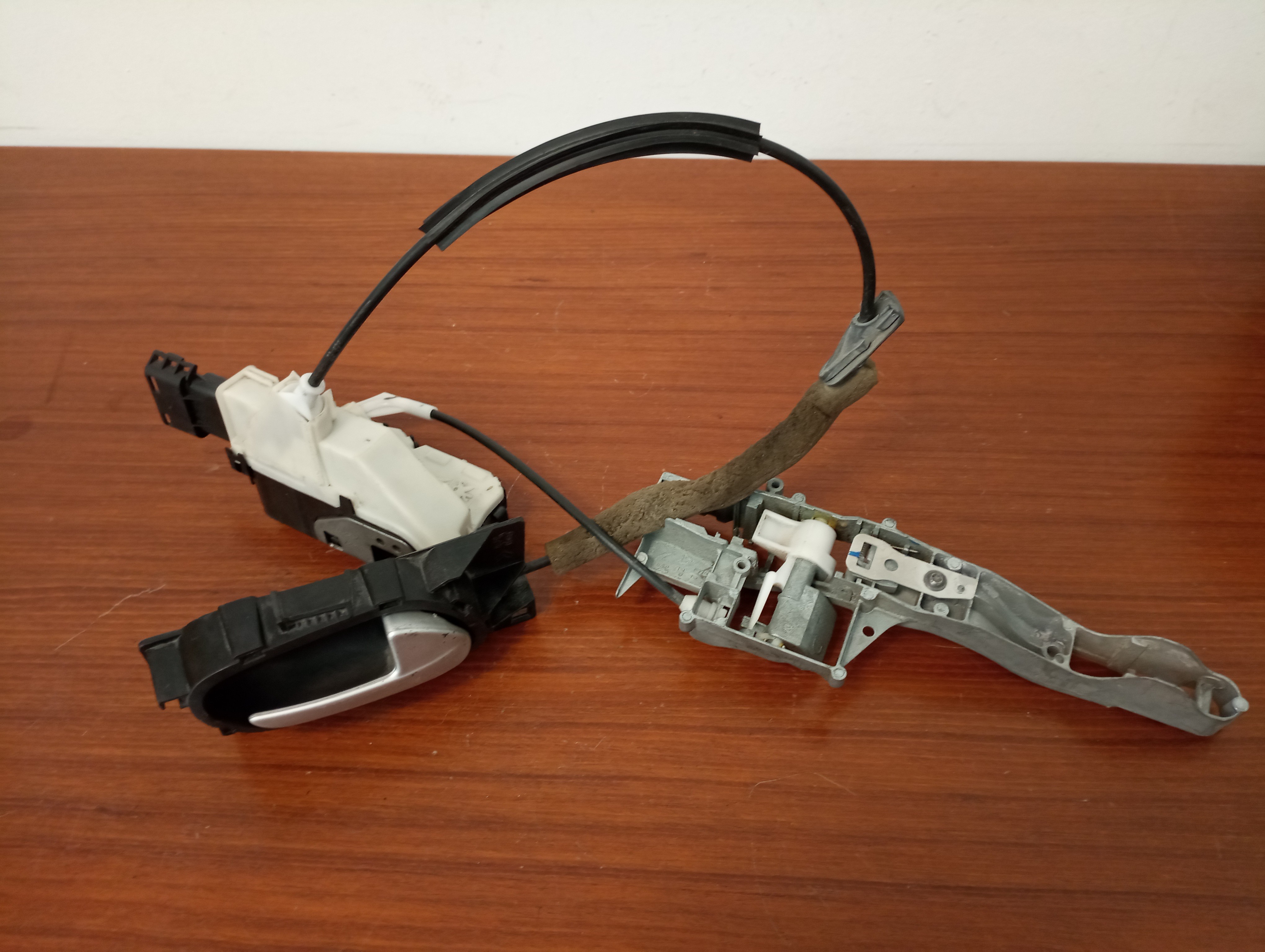 Fecho da Porta Frente Direito CITROEN BERLINGO (B9) | 08 - 