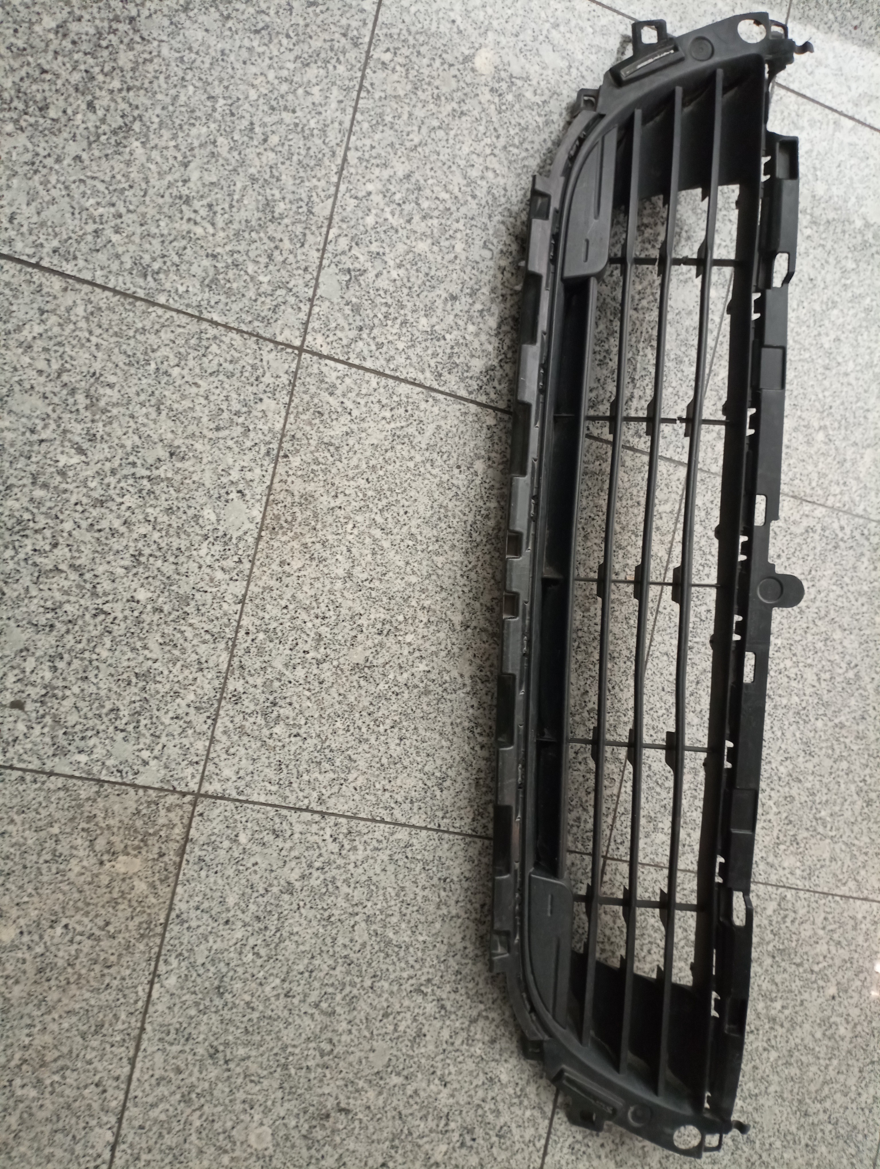 Grelha de para-choques CITROEN C4 II (B7) | 09 - 