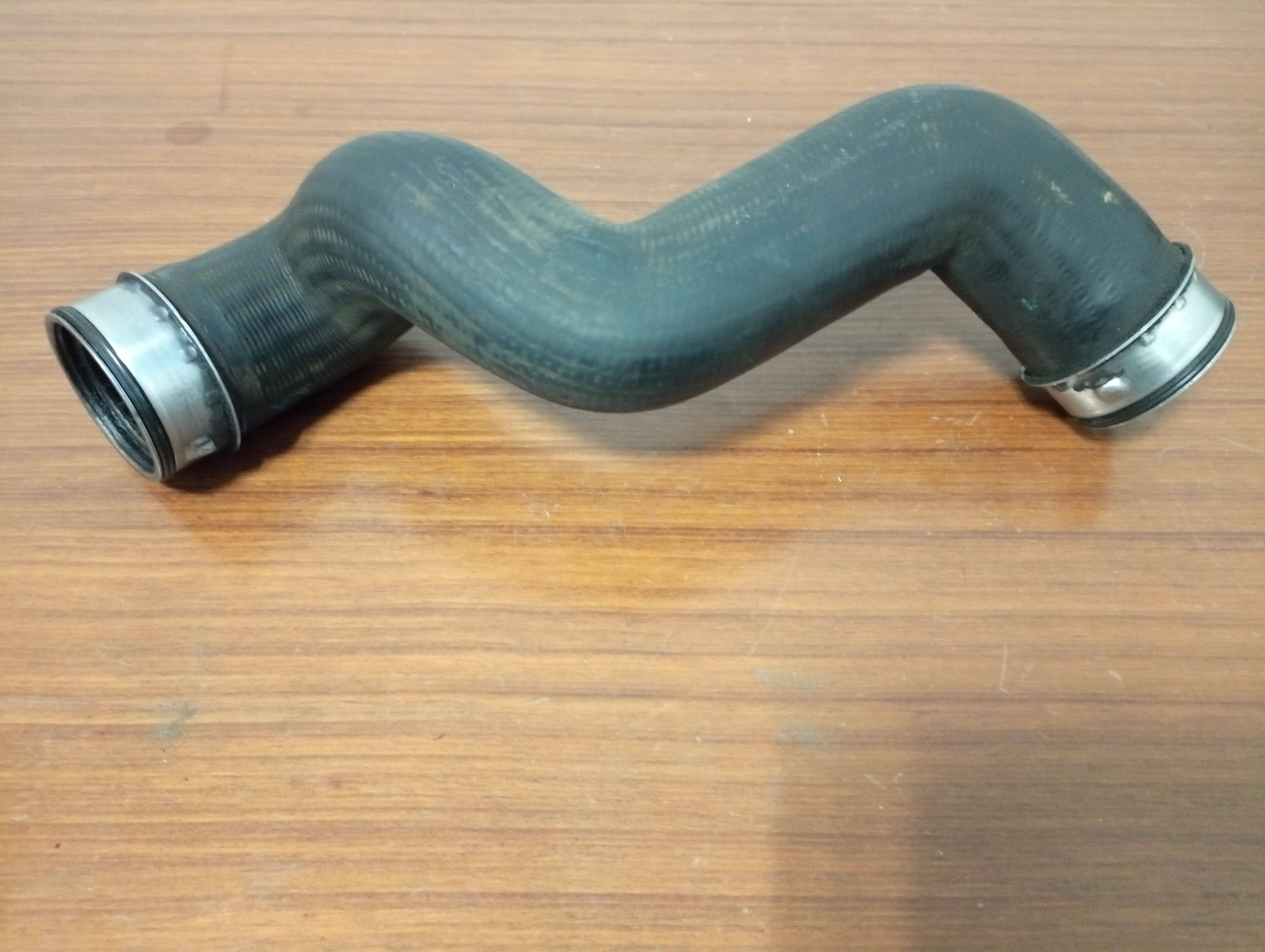 Tubagem do Intercooler VOLKSWAGEN PASSAT Variant (3B5) | 97 - 01 Imagem-1