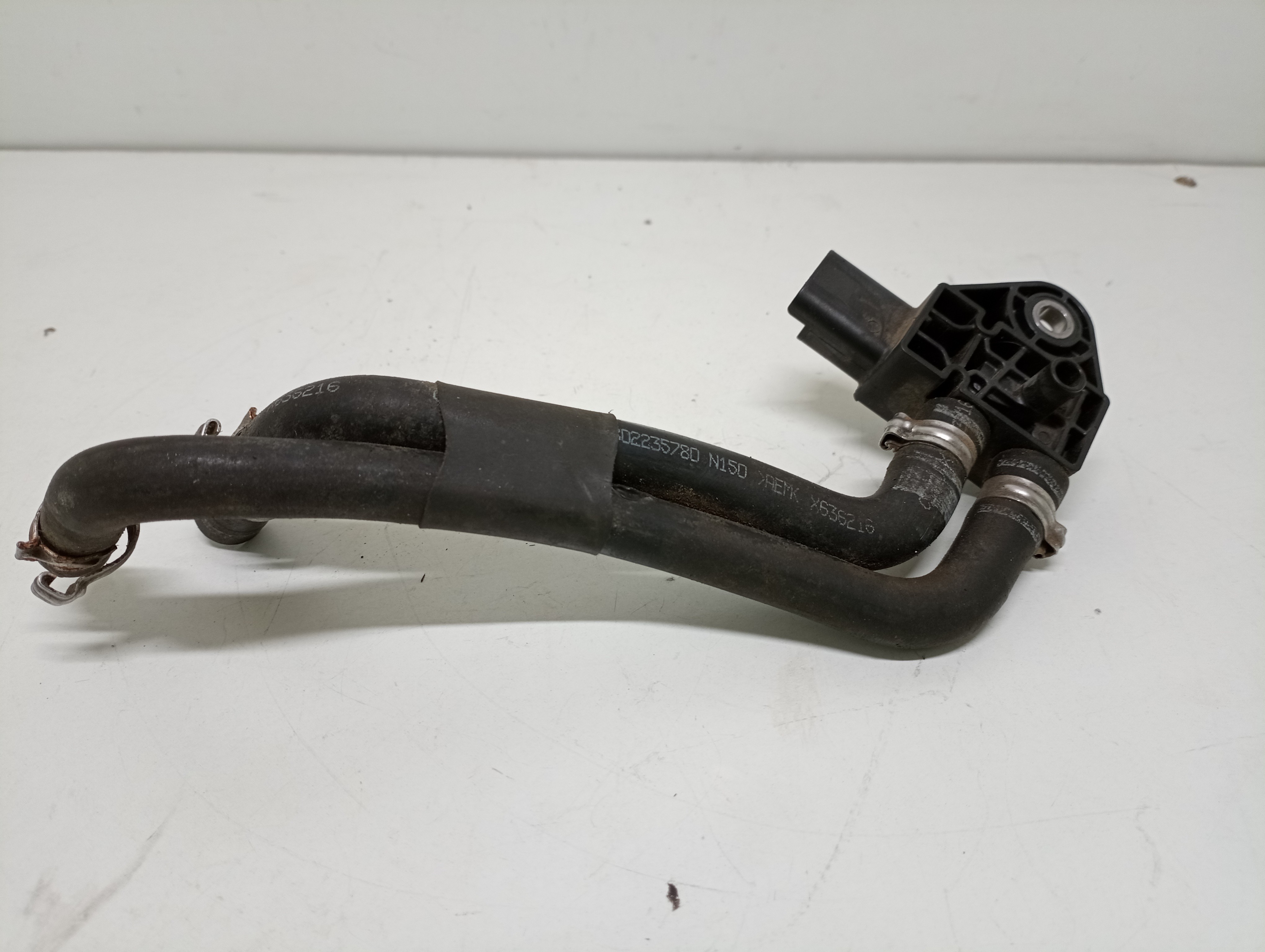 Sensor de pressão de gases de escape PEUGEOT 2008 I (CU_) | 13 - 