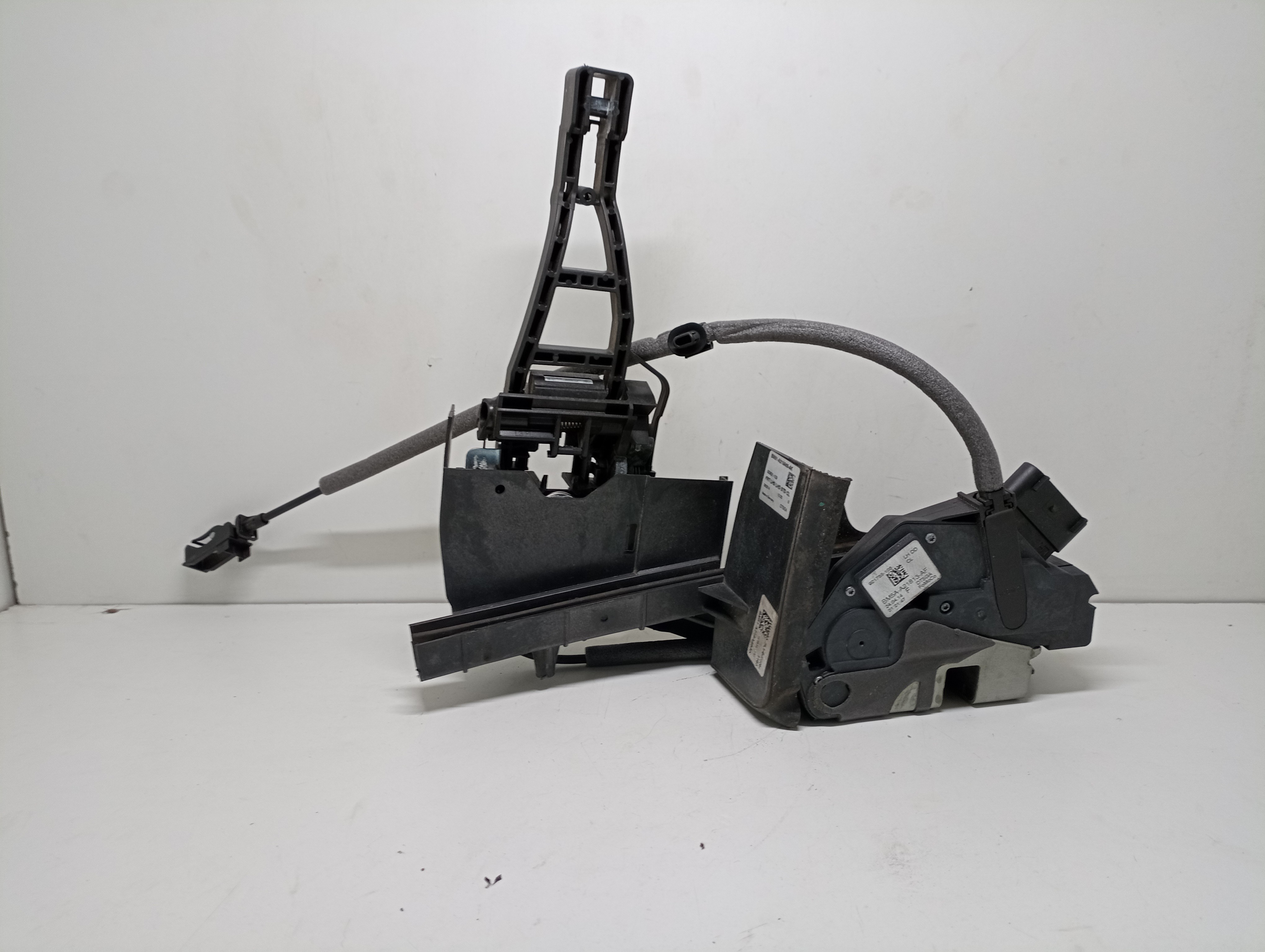 Fecho da Porta Frente Esquerdo FORD FOCUS III | 10 - 