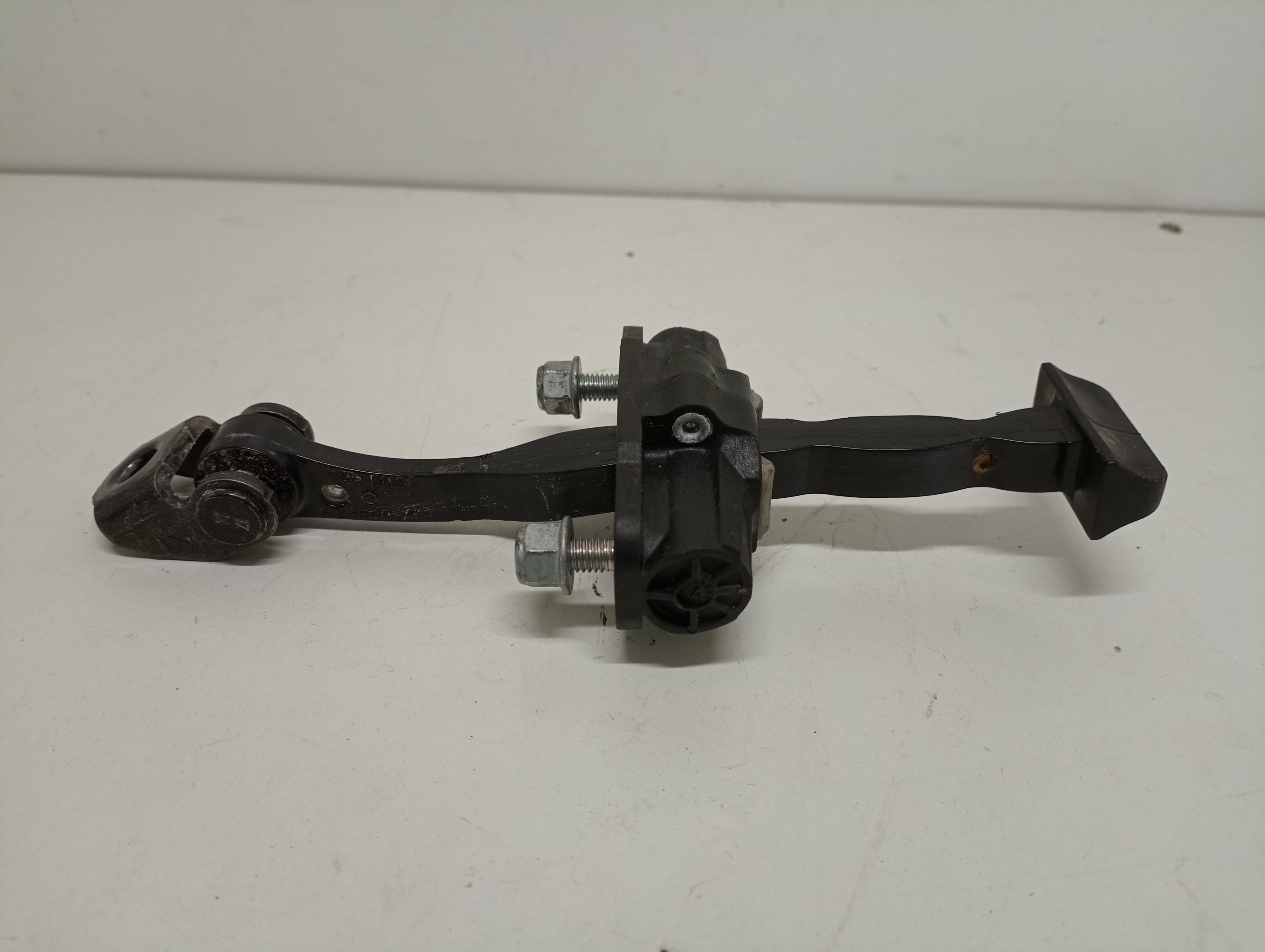 Esticador / Limitador de porta da frente FORD FOCUS III | 10 - 