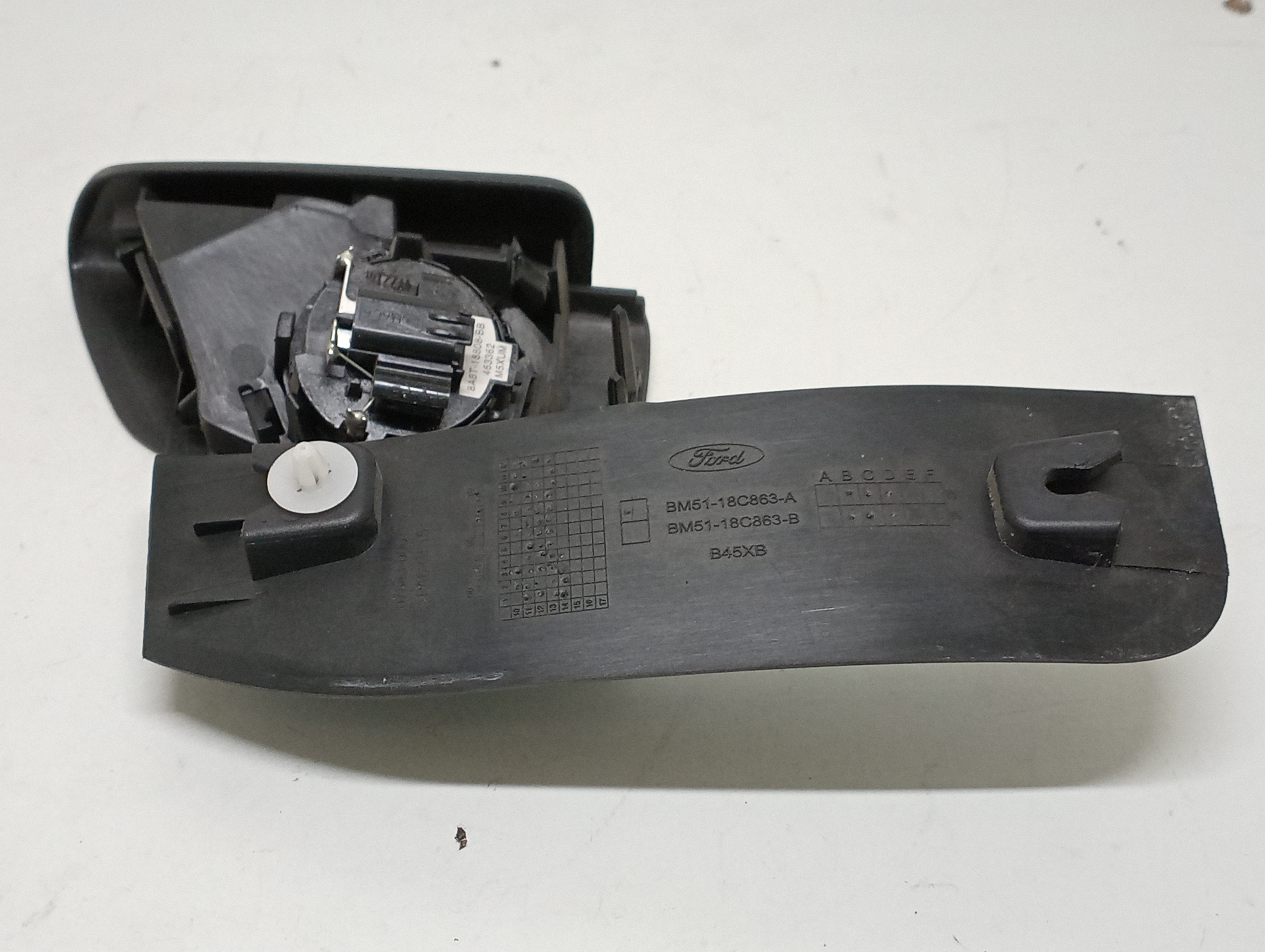 Acabamento de porta FORD FOCUS III | 10 -  Imagem-1