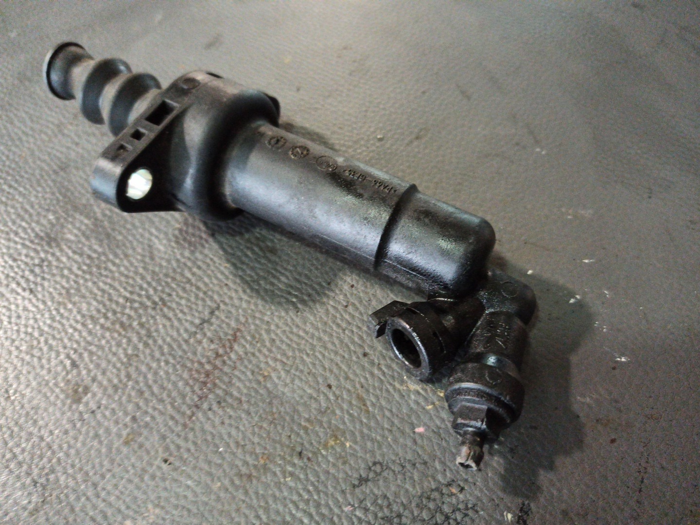 Cilindro Auxiliar VOLKSWAGEN GOLF IV (1J1) | 97 - 07 Imagem-2