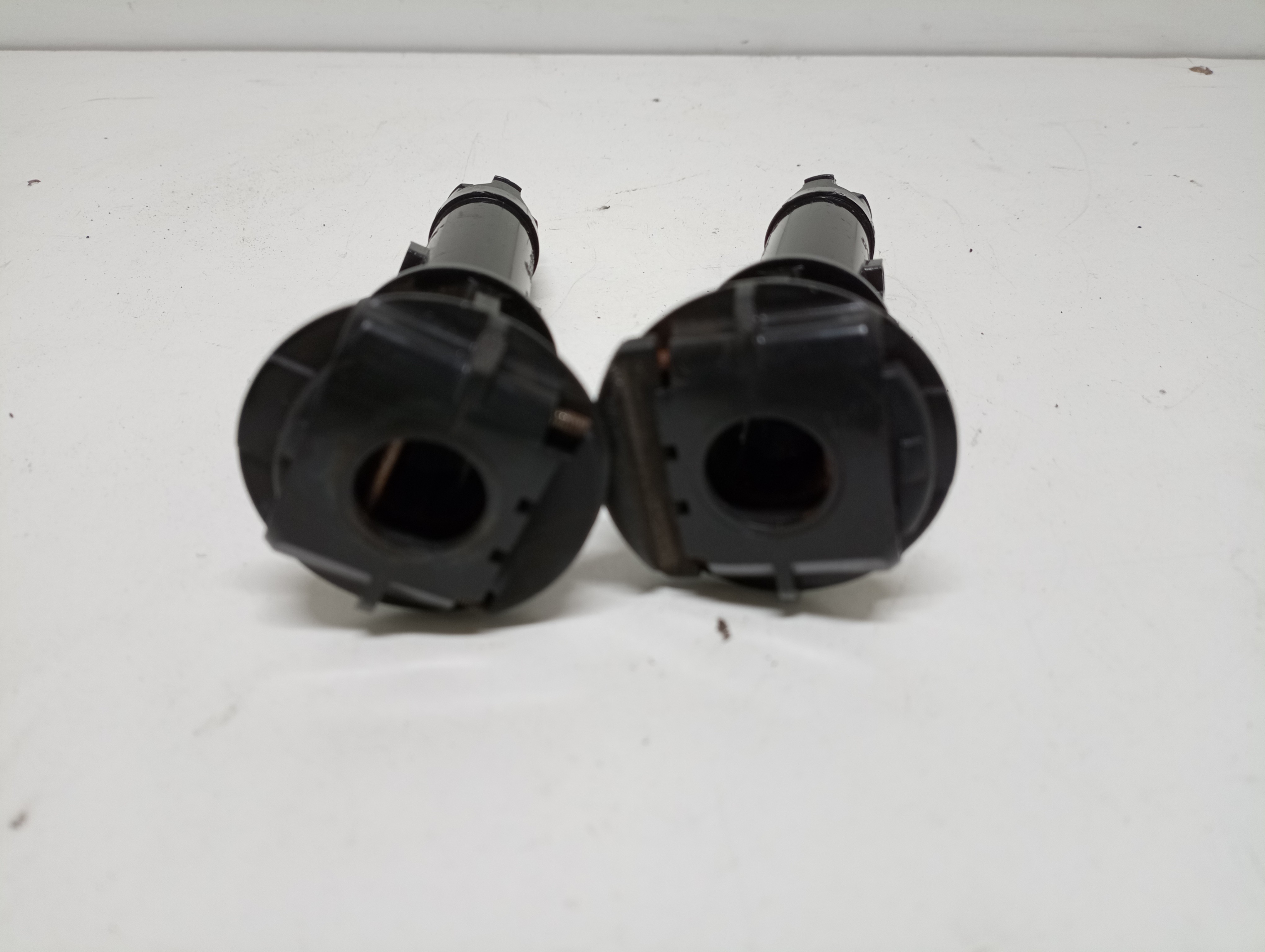 Guias encosto de cabeça BMW 1 (F20) | 11 - 19 Imagem-3