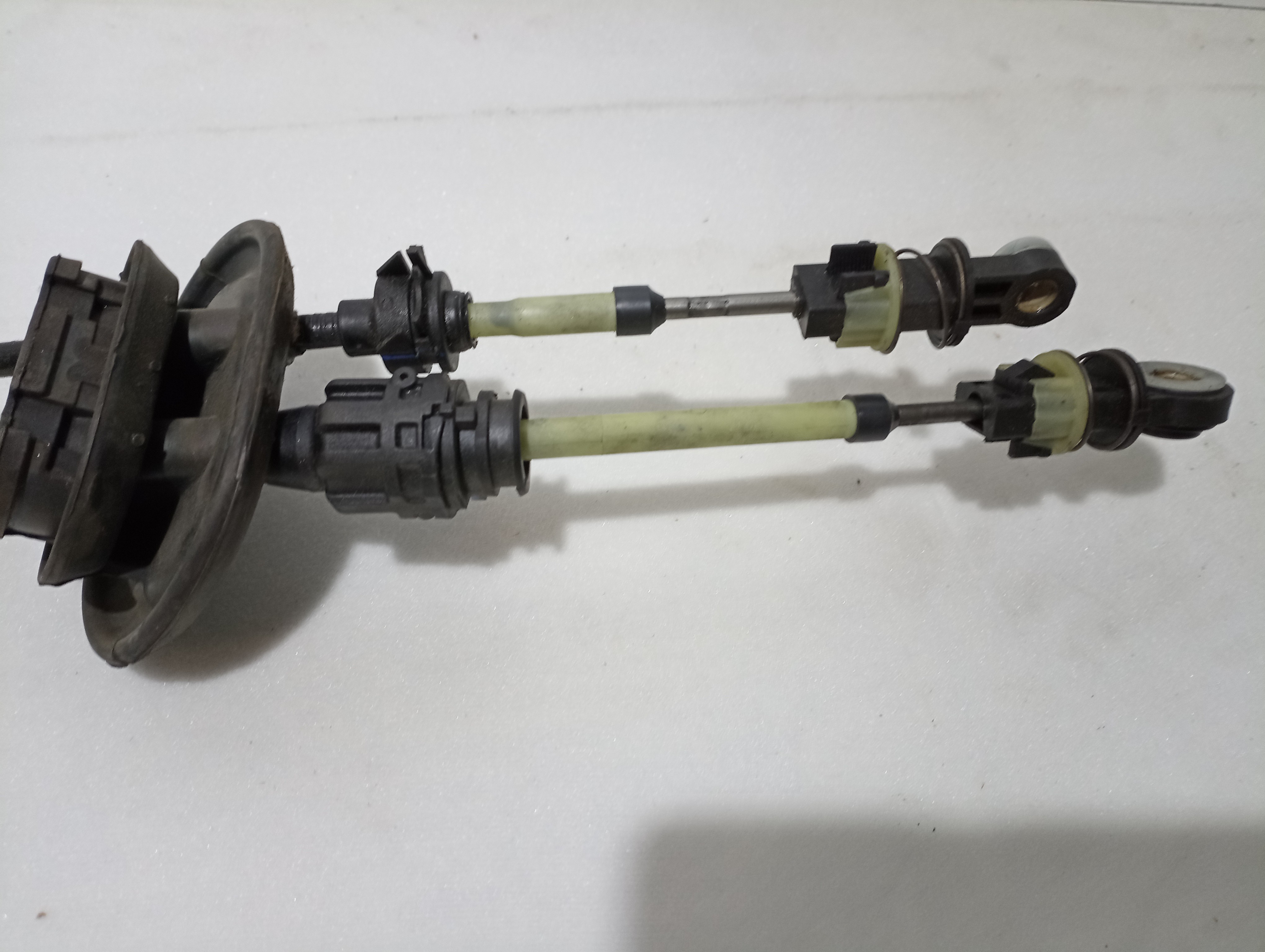 Cabos do seletor de mudanças PEUGEOT 208 I (CA_, CC_) | 12 -  Imagem-1