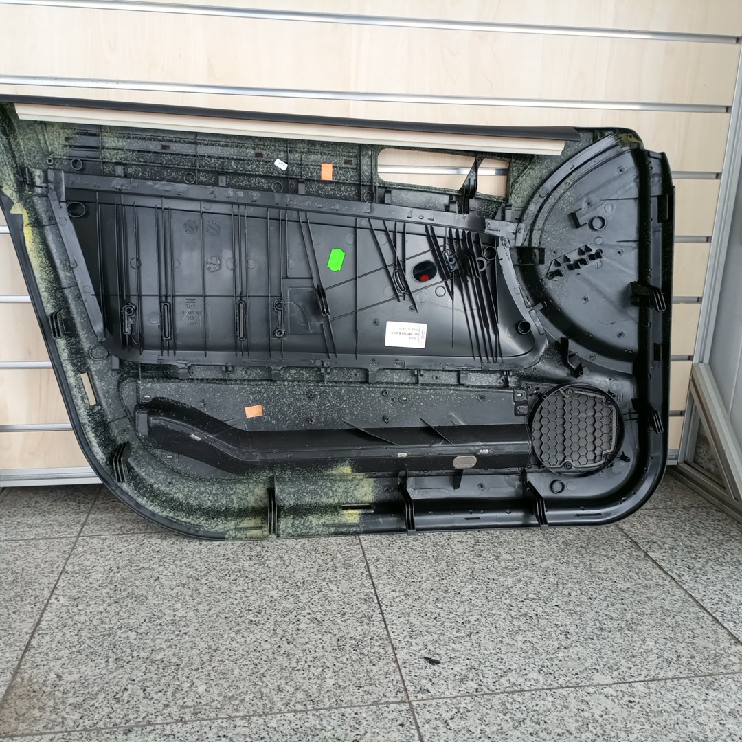 Quartela de porta frente direita AUDI A6 Avant (4B5, C5) | 97 - 05 Imagem-2