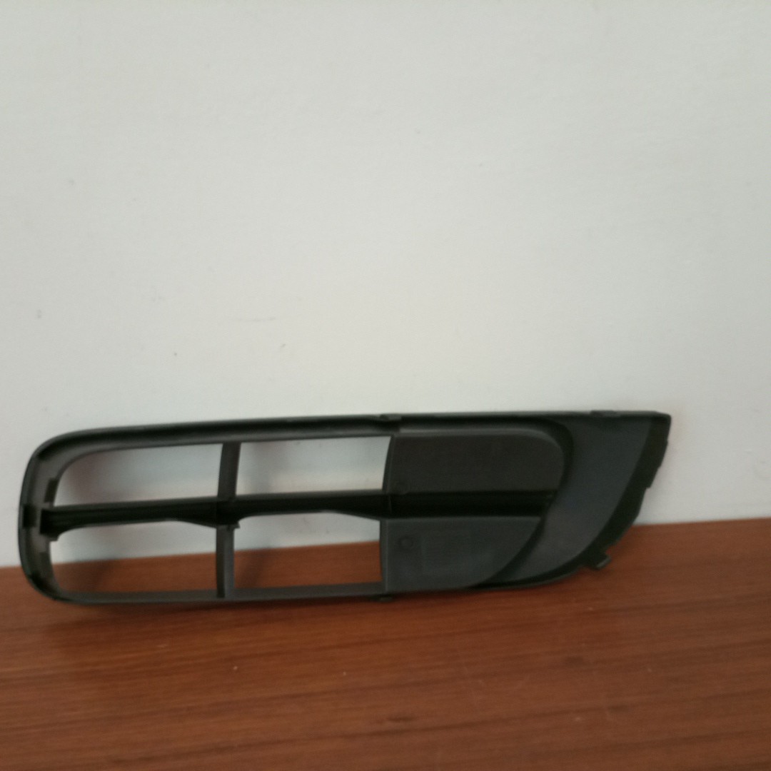 Grelha de para-choques SKODA ROOMSTER (5J) | 06 - 15 Imagem-1
