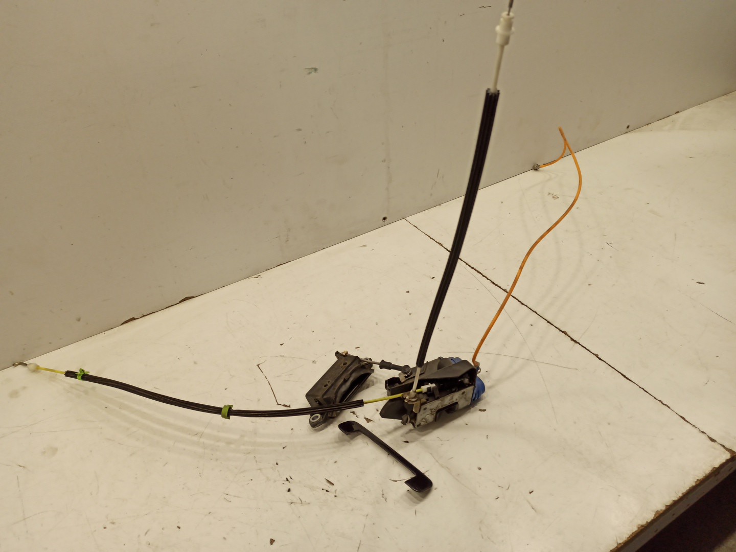 Fecho da Porta Trás Direito AUDI A4 Avant (8D5, B5) | 94 - 02 Imagem-3