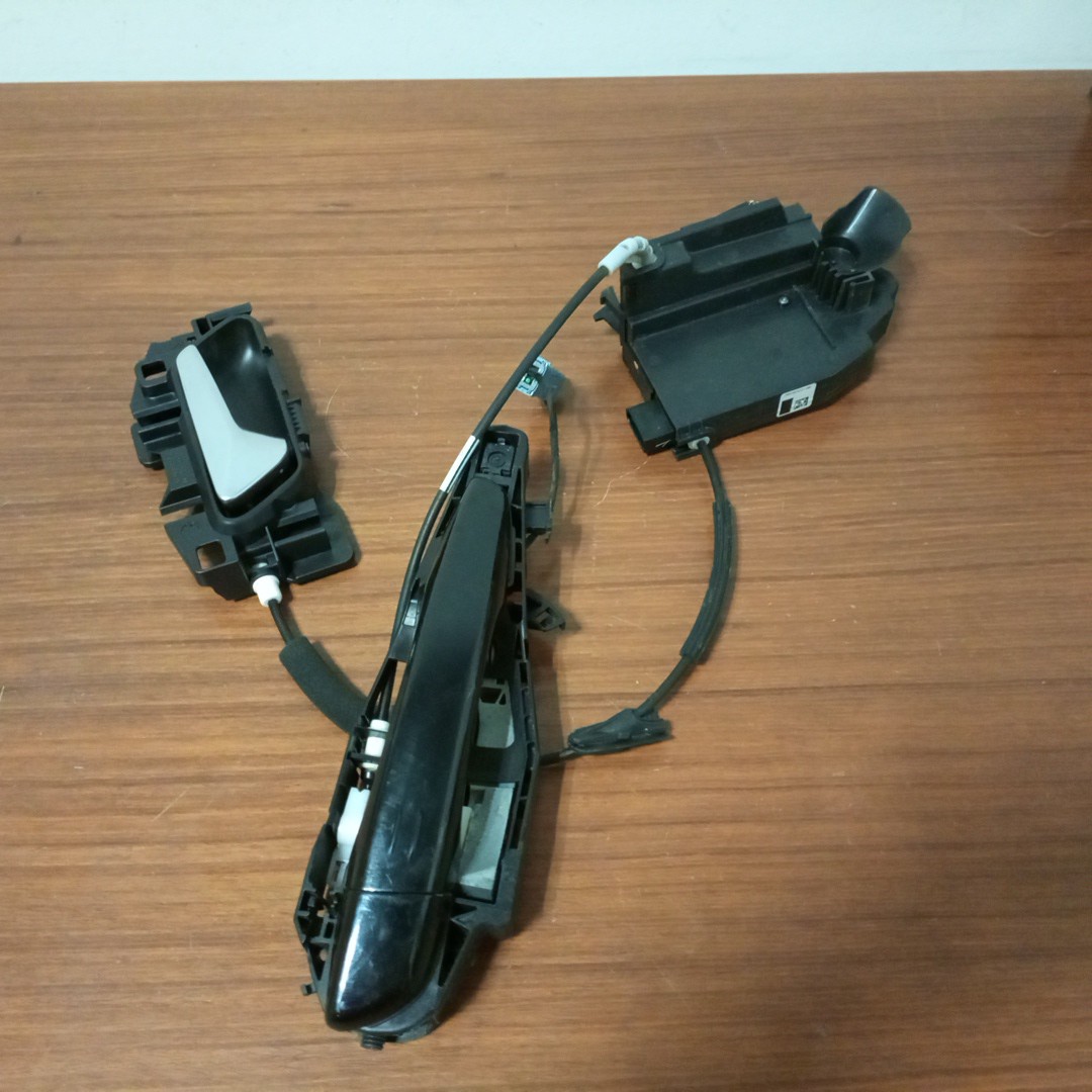 Mecanismo completo de fecho de porta da frente PEUGEOT 308 SW II | 14 - 