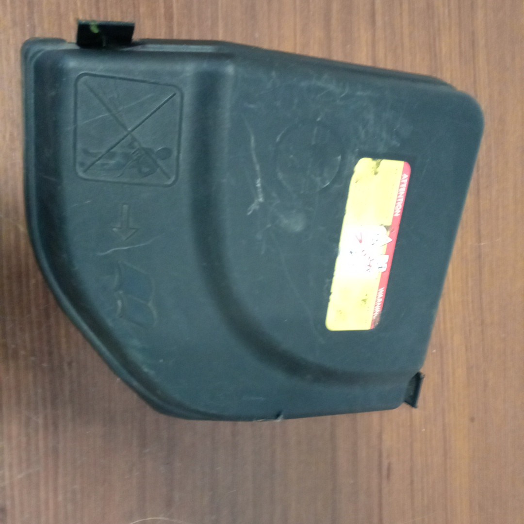 Tampa de caixa de fusiveis PEUGEOT 207 (WA_, WC_) | 06 - 15
