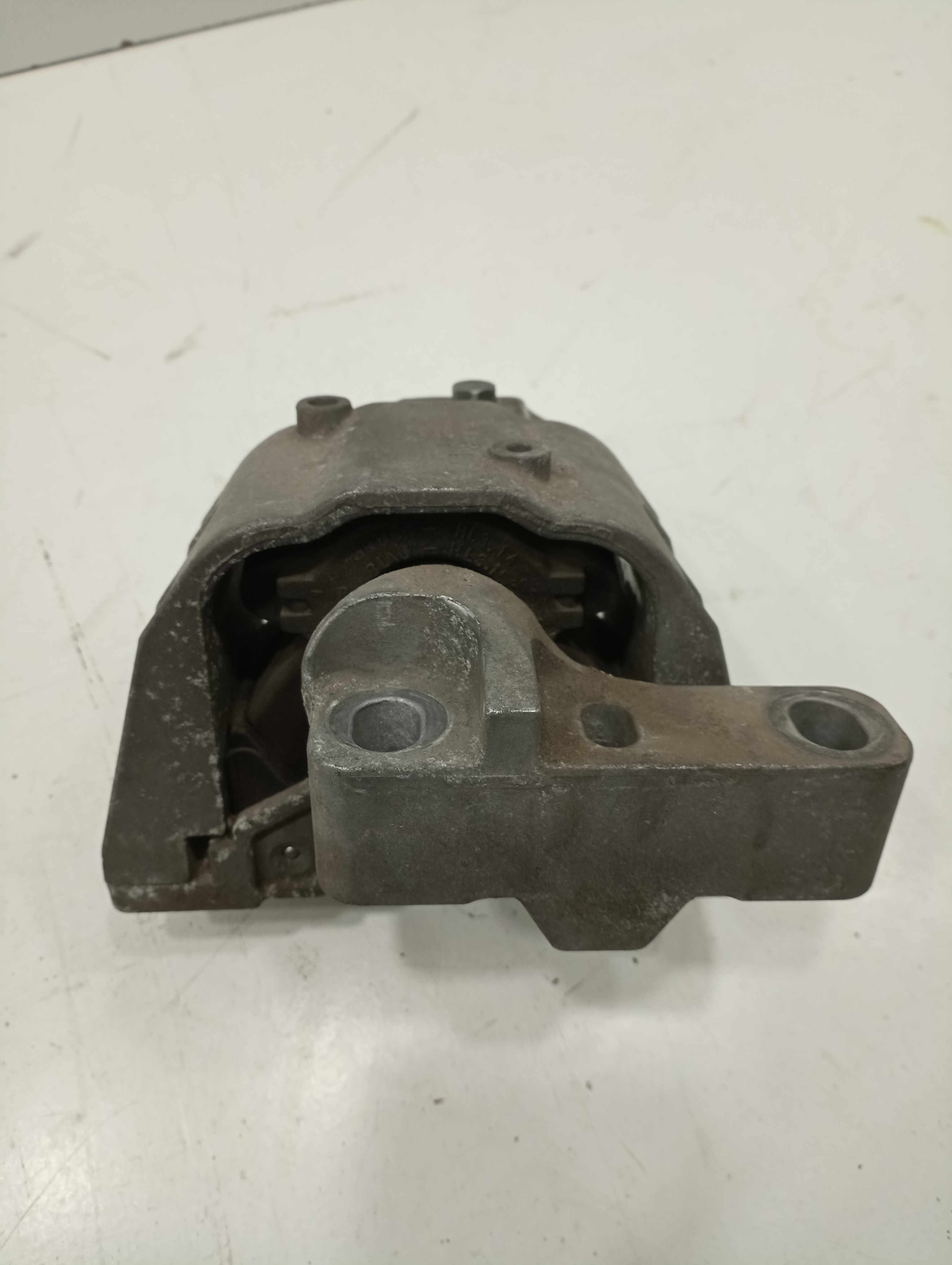 Apoio da caixa de velocidades VOLKSWAGEN GOLF IV (1J1) | 97 - 07 Imagem-3