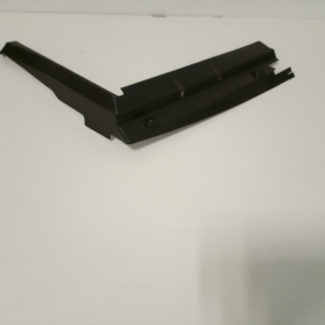 Acabamento de Caixa de Filtro de Arr AUDI 80 (89, 89Q, 8A, B3) | 86 - 91