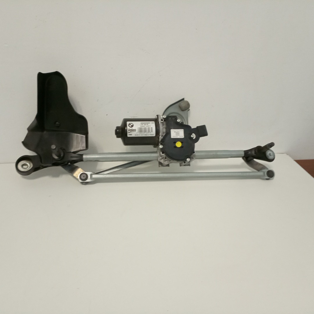 Motor do Limpa Para-Brisas BMW 1 (F20) | 11 - 19