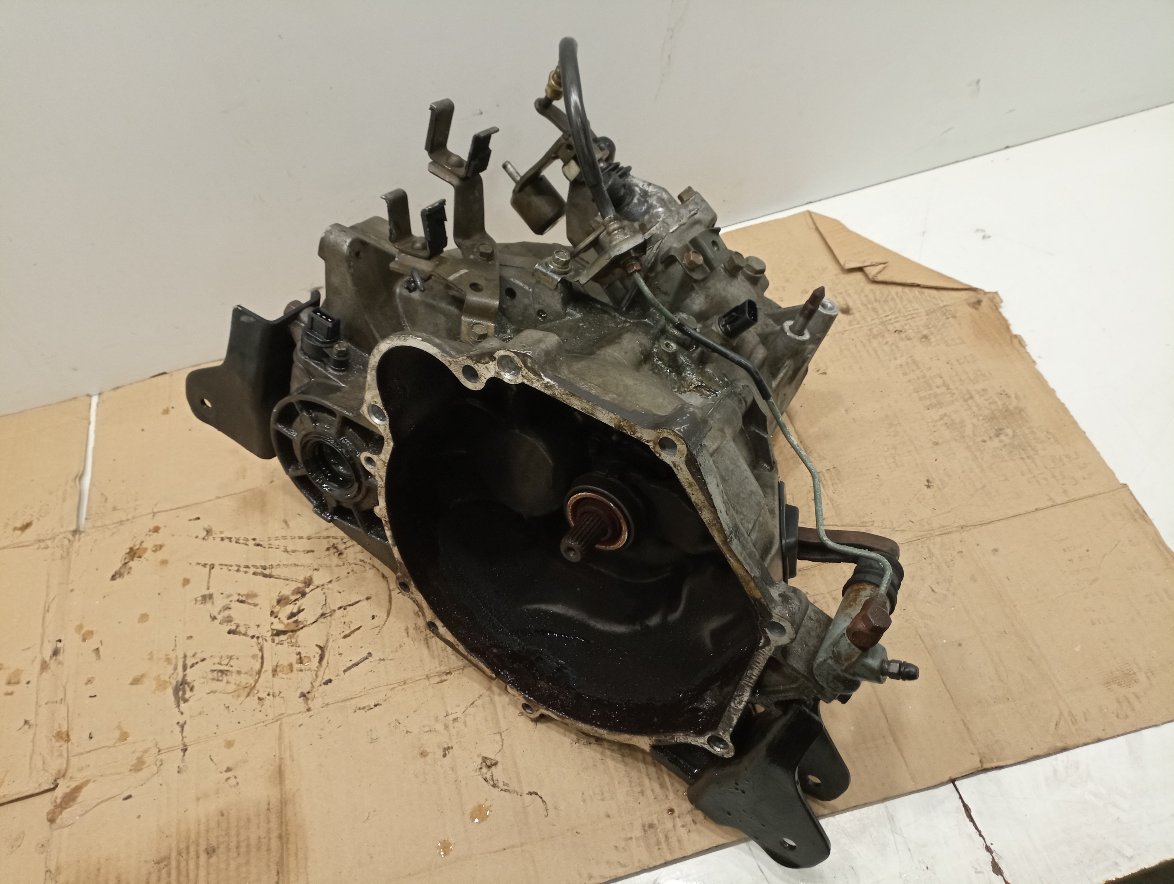 Caja de Cambio MITSUBISHI COLT V (CJ_, CP_) | 95 - 04 Imagem-1