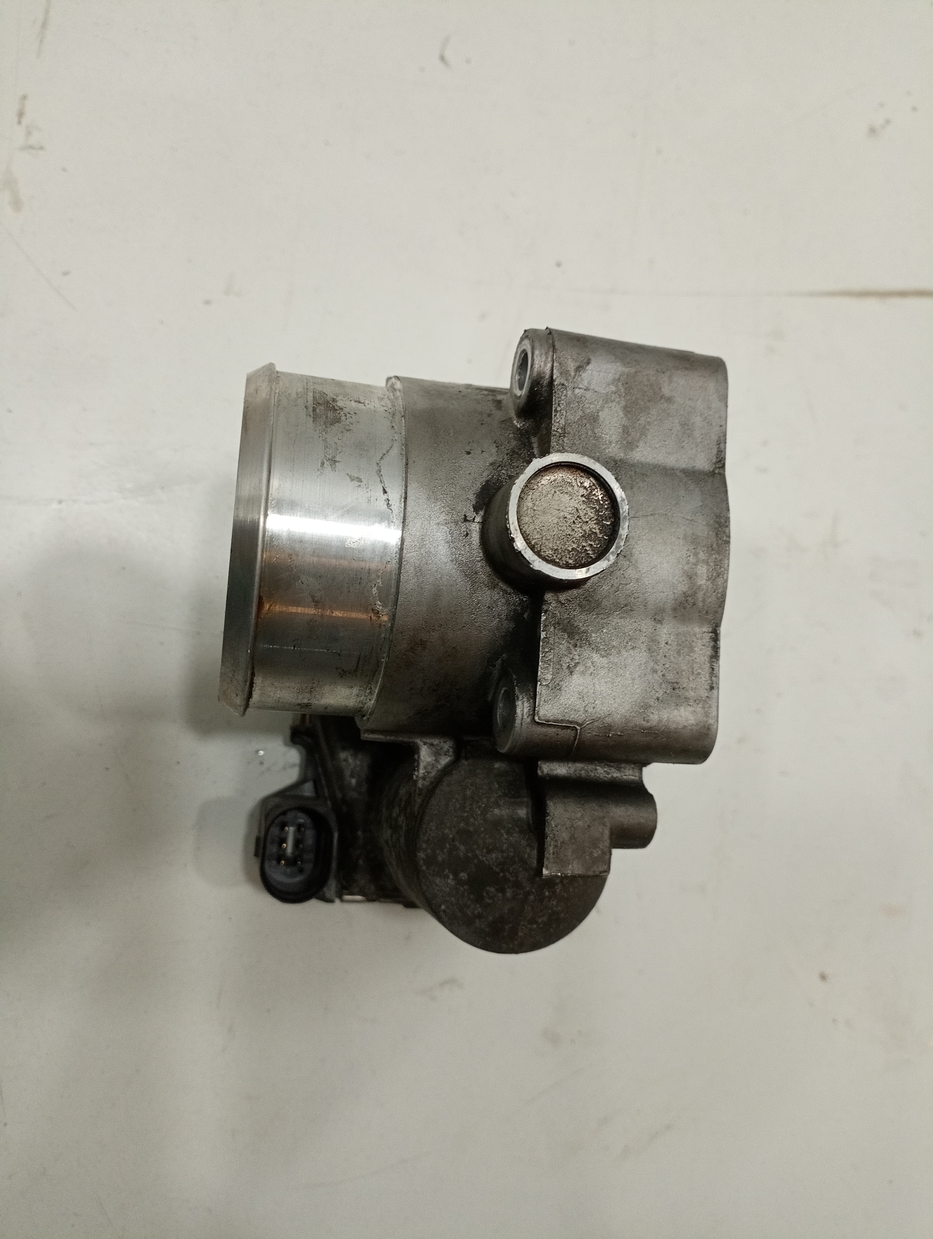 Borboleta de admissão AUDI A4 (8E2, B6) | 00 - 05 Imagem-2