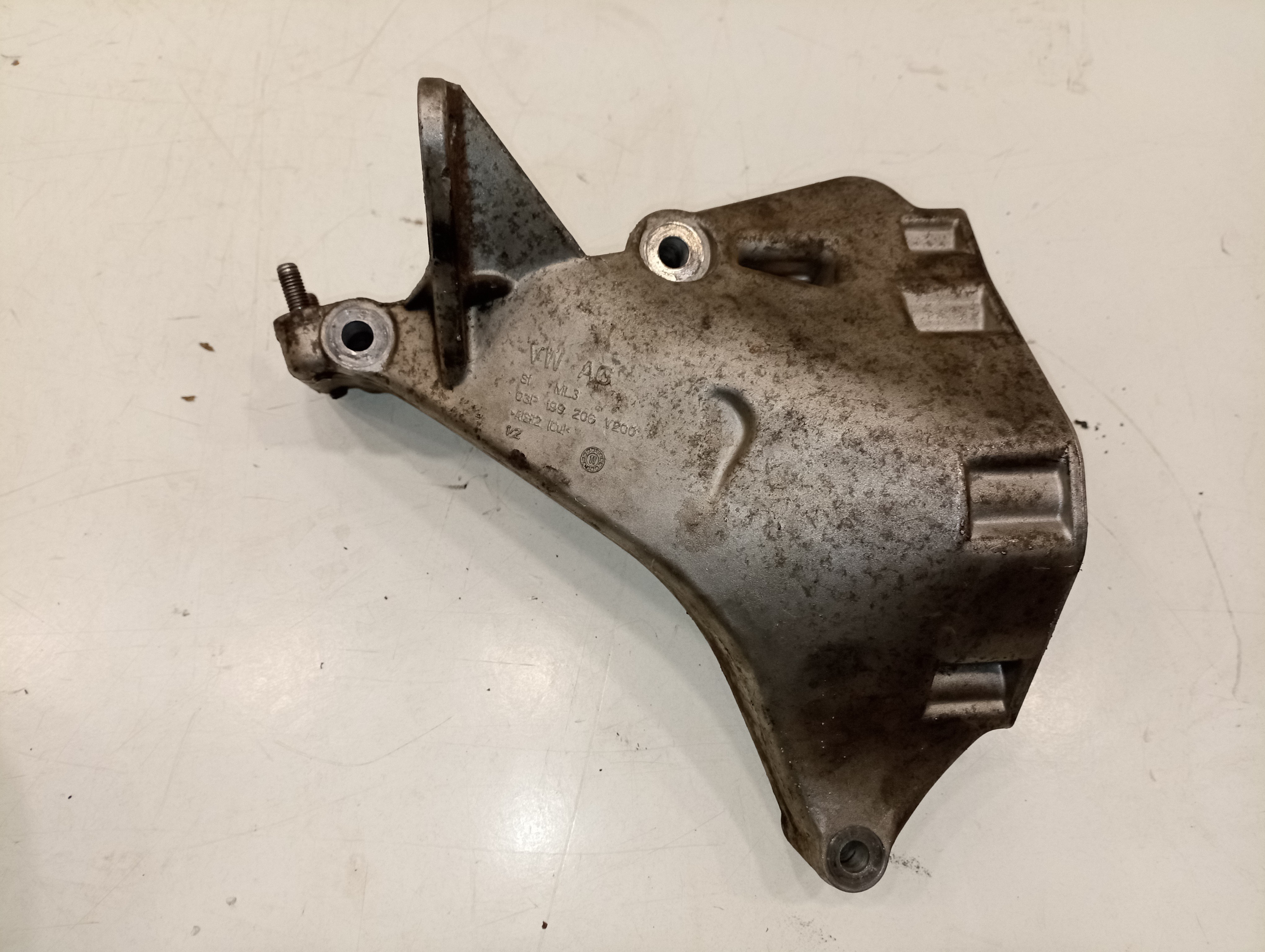 Apoio de motor VOLKSWAGEN POLO (6R1, 6C1) | 09 - 