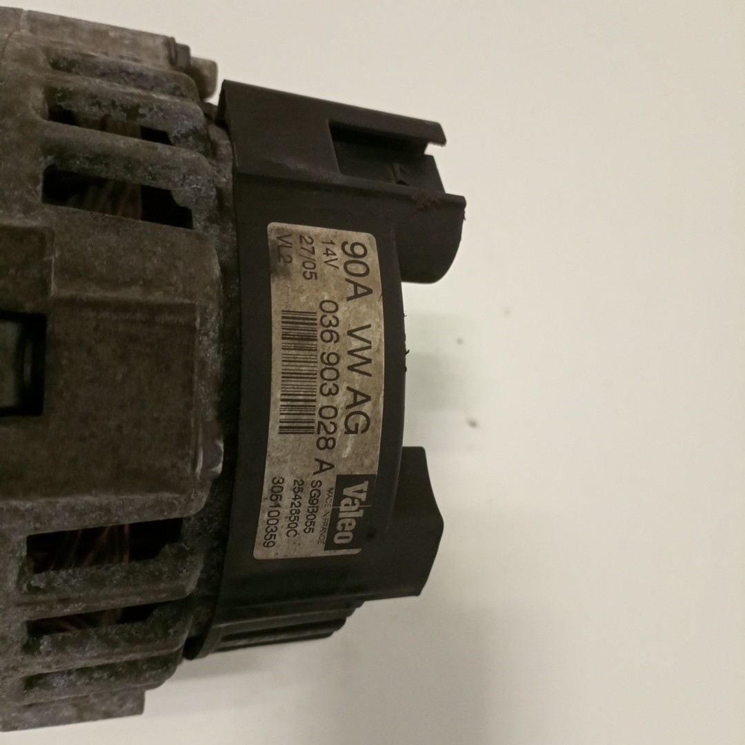 Alternador VOLKSWAGEN NEW BEETLE Cabriolet (1Y7) | 02 - 11 Imagem-2