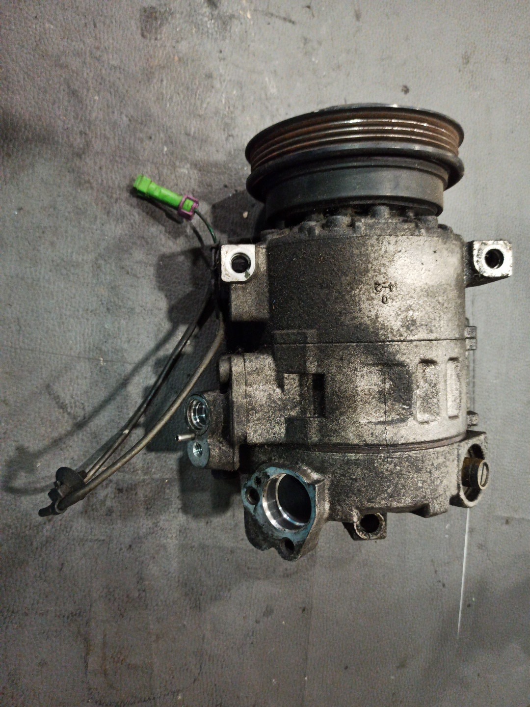 Compressor do Ar Condicionado VOLKSWAGEN PASSAT (3B2) | 96 - 01
