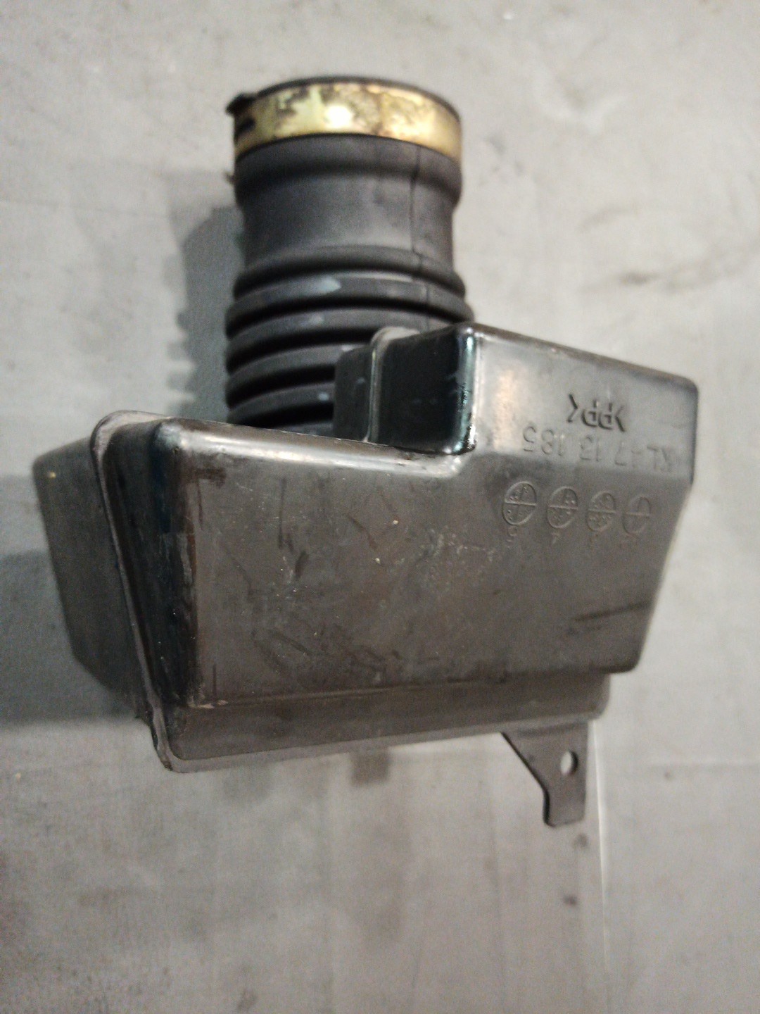 Ressonador de caixa de filtro de ar MAZDA XEDOS 9 (TA) | 93 - 02 Imagem-2