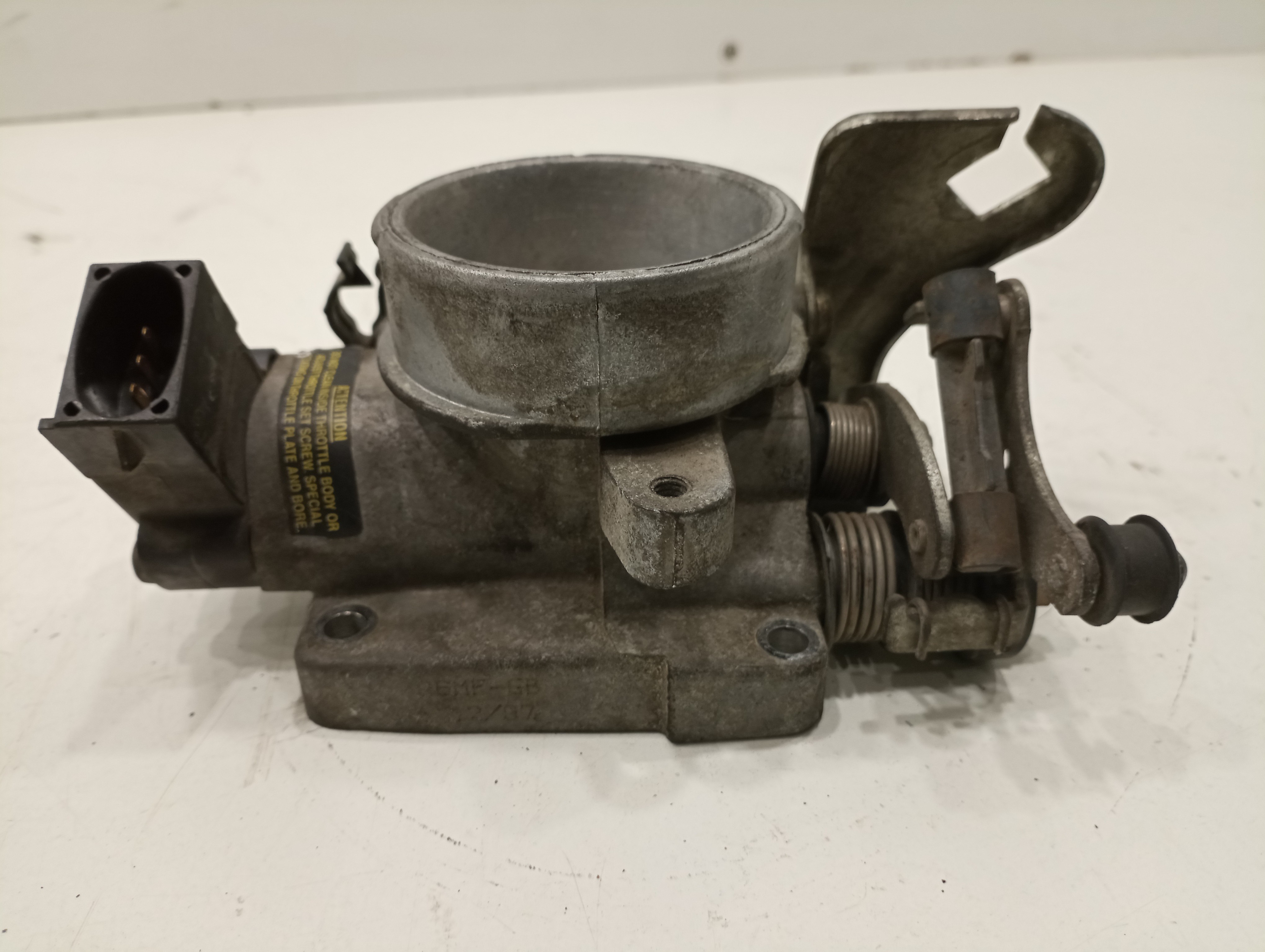 Borboleta de admissão FORD FIESTA IV (JA_, JB_) | 95 - 02 Imagem-1