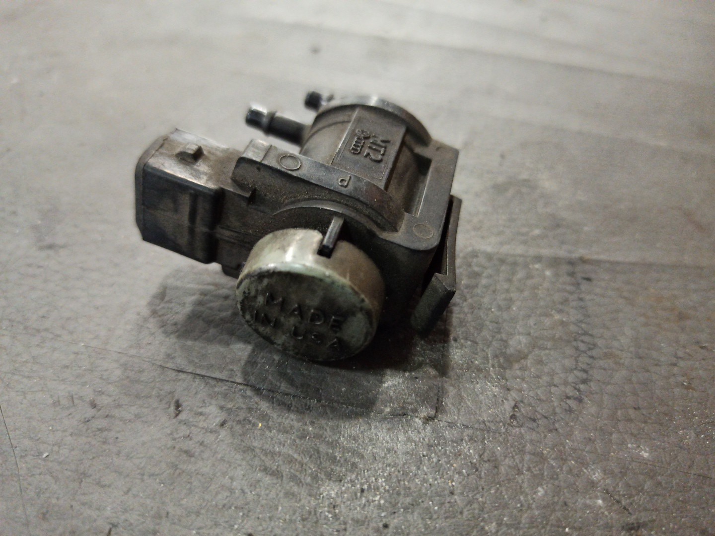 Conversor de pressão AUDI A4 Avant (8D5, B5) | 94 - 02 Imagem-2