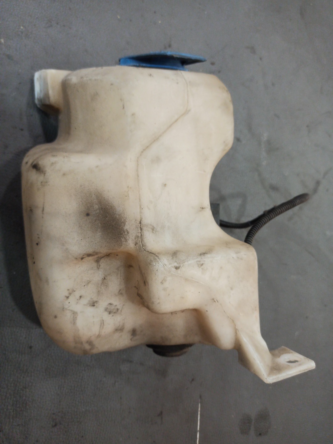 Reservatório de água do limpa para-brisas VOLKSWAGEN GOLF IV (1J1) | 97 - 07 Imagem-1