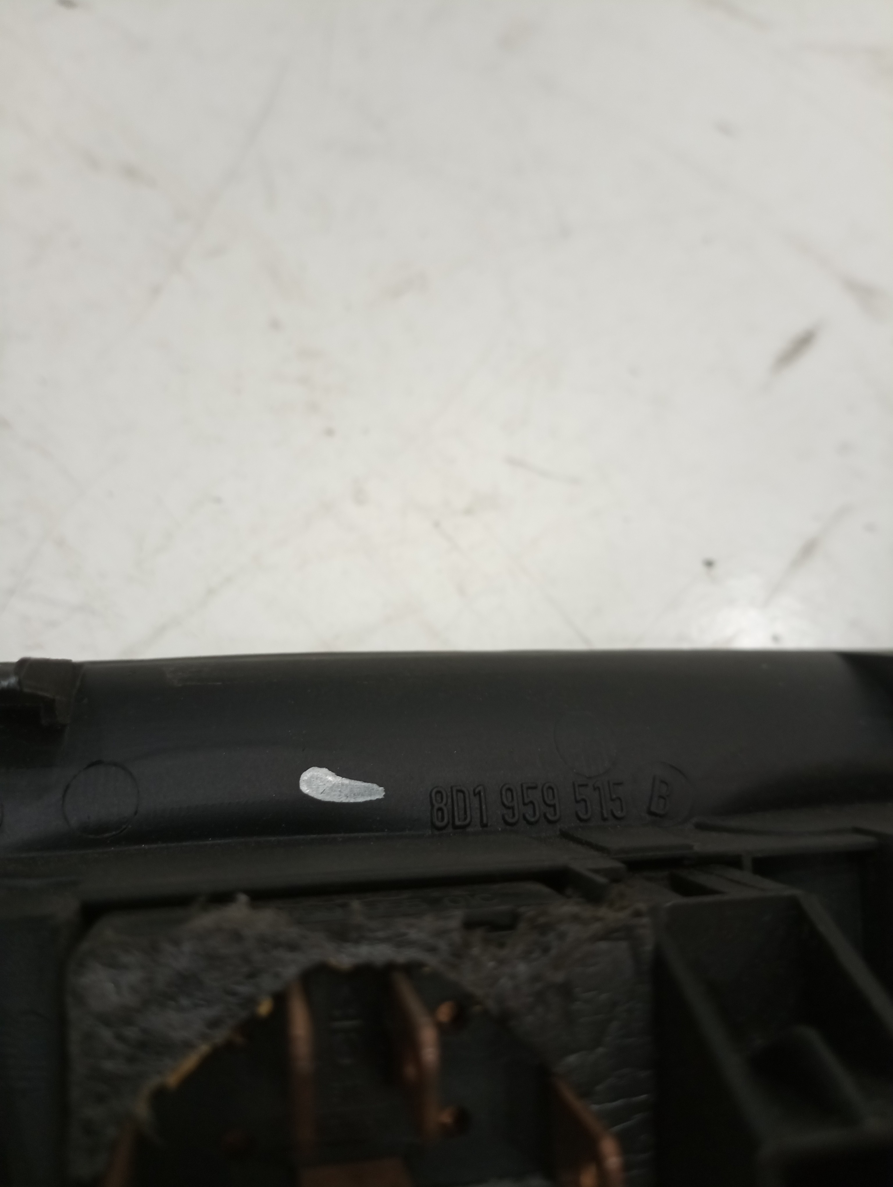 Comutador de vidro frente esquerdo AUDI A4 (8D2, B5) | 94 - 01 Imagem-2