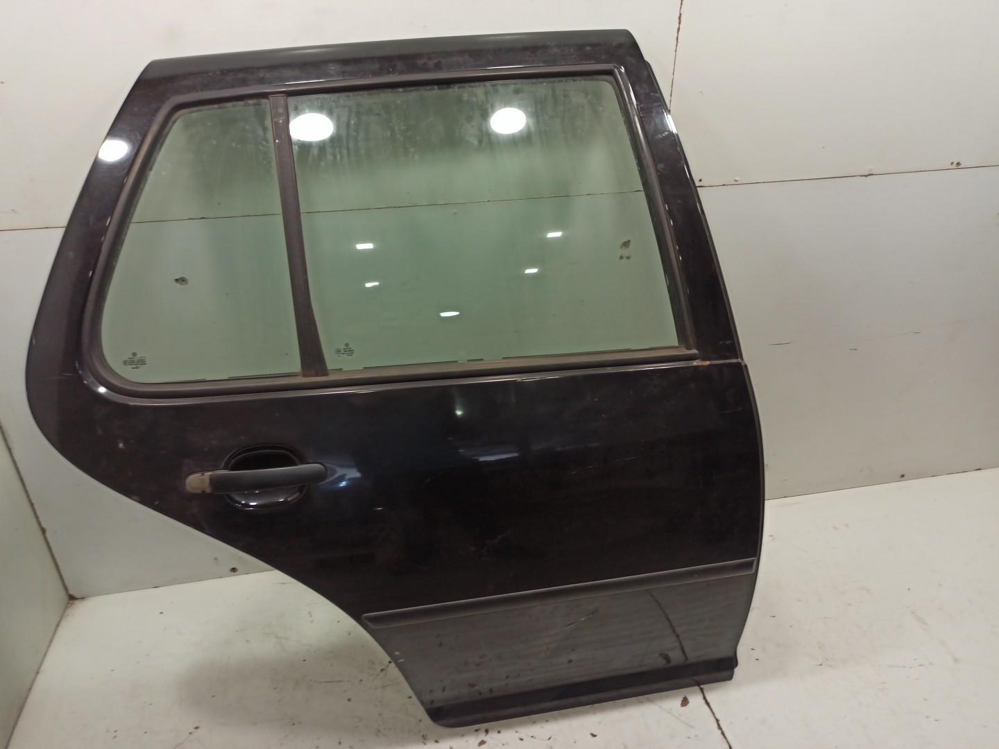 Porta Traseira Direita VOLKSWAGEN GOLF IV (1J1) | 97 - 07