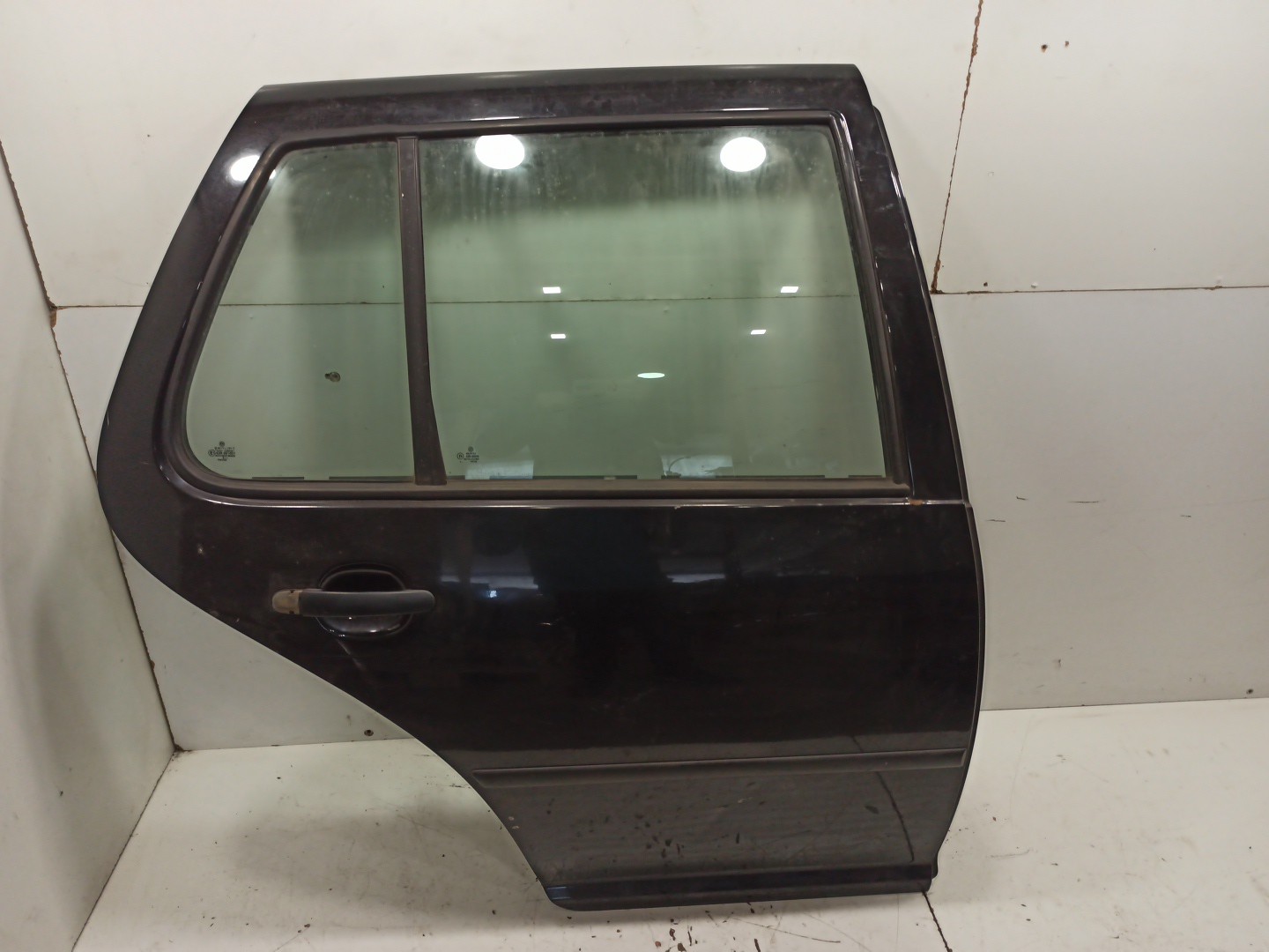 Porta Traseira Direita VOLKSWAGEN GOLF IV (1J1) | 97 - 07 Imagem-3