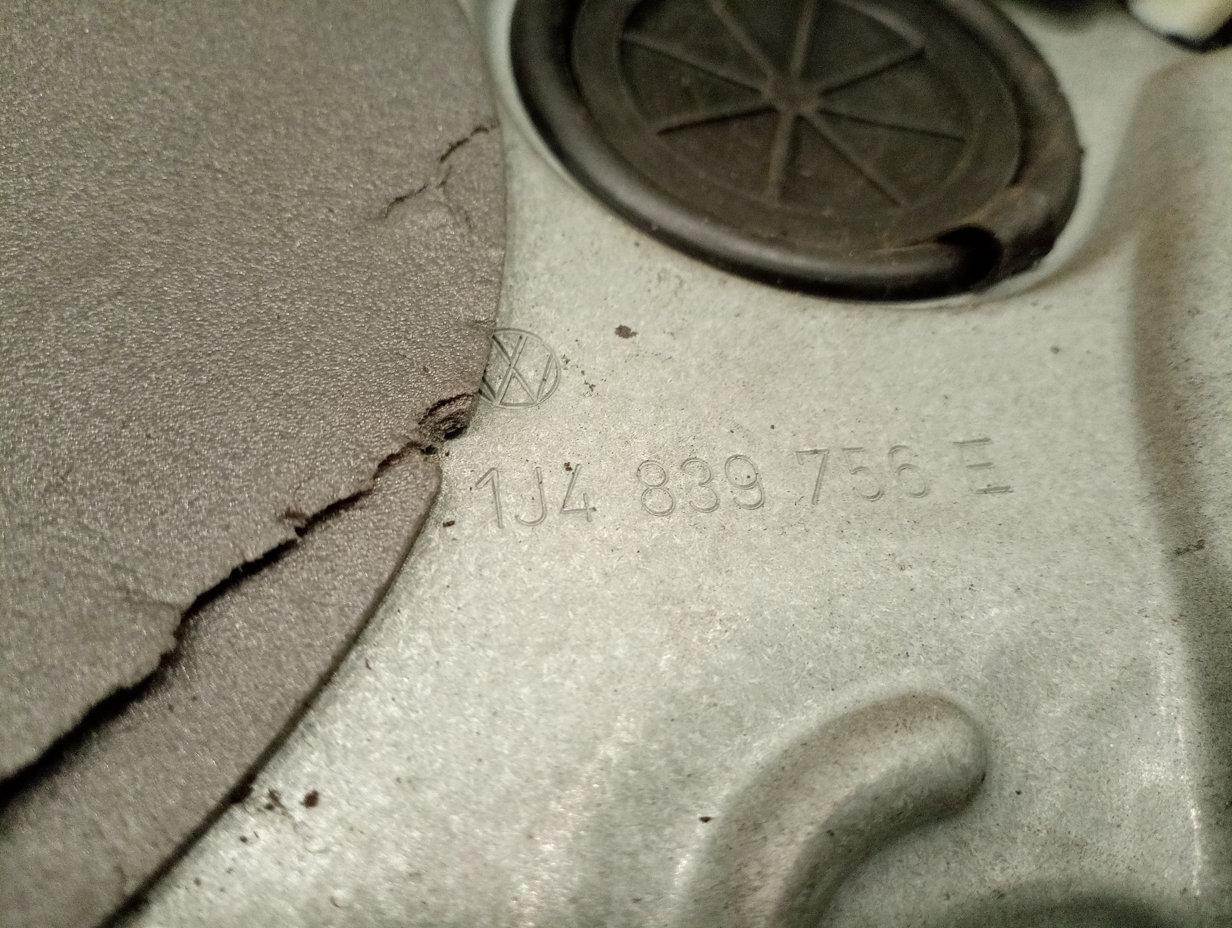 Motor e elevador de vidro trás direito VOLKSWAGEN GOLF IV (1J1) | 97 - 07 Imagem-2