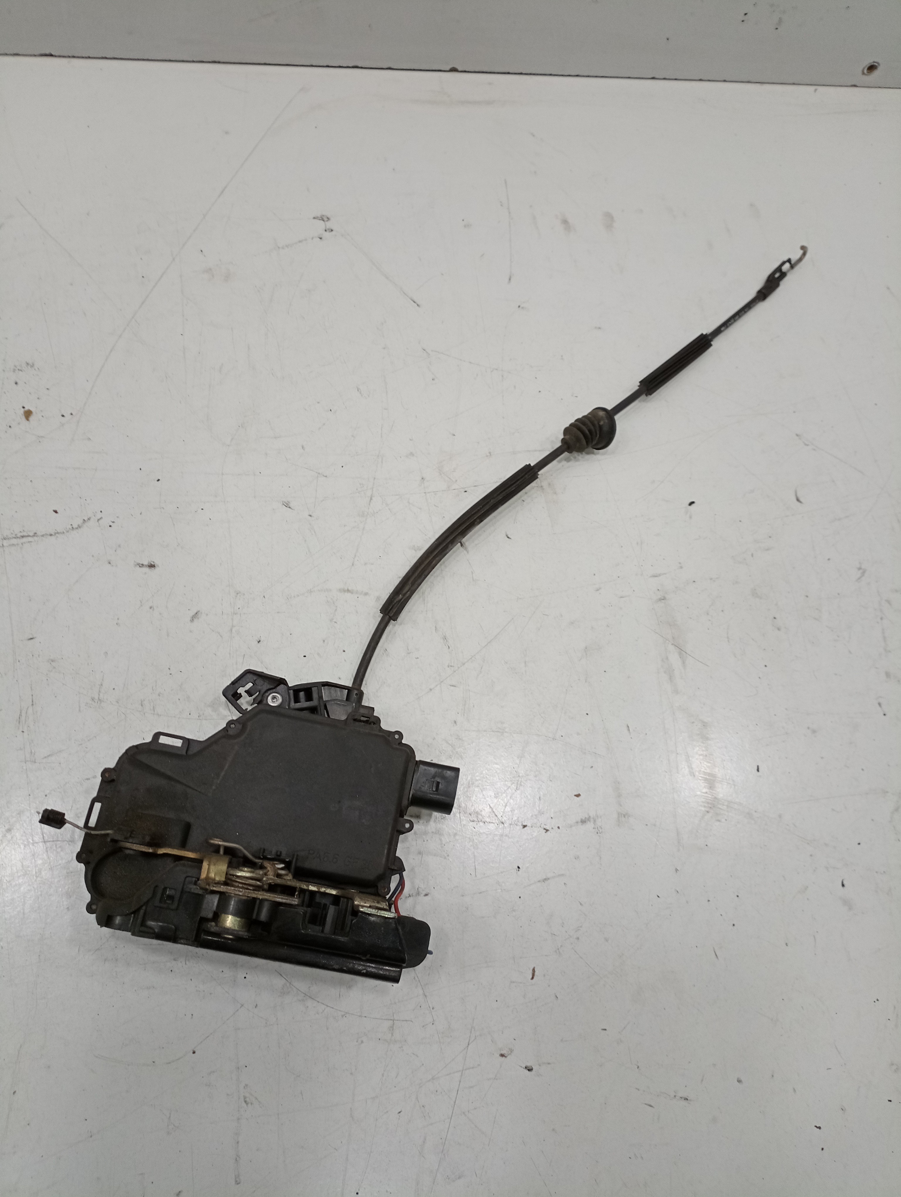 Fecho da Porta Trás Direito VOLKSWAGEN GOLF IV (1J1) | 97 - 07