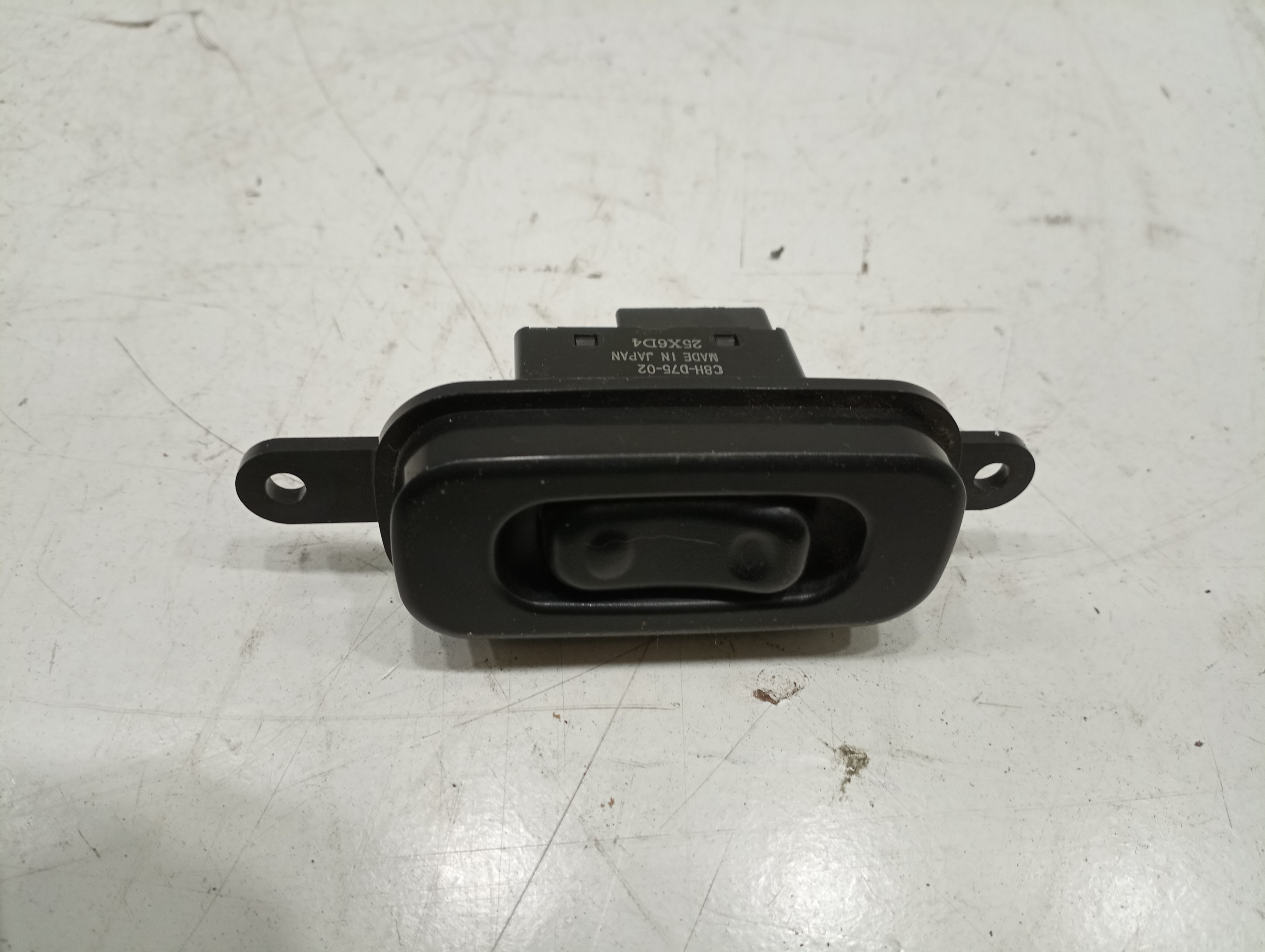 Comutador de vidro frente direito MAZDA XEDOS 9 (TA) | 93 - 02 Imagem-3