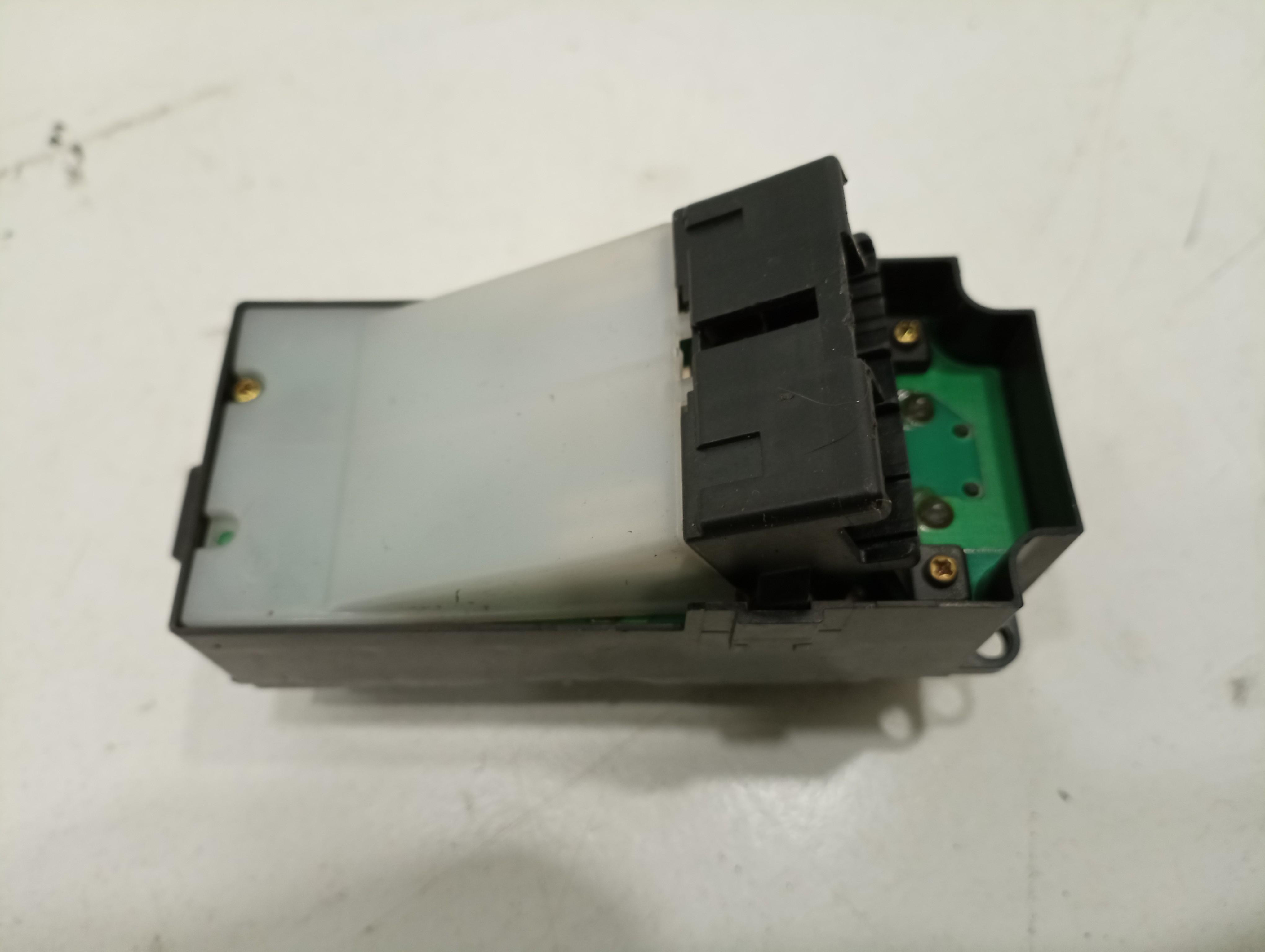 Comutador de vidro frente esquerdo MAZDA XEDOS 9 (TA) | 93 - 02 Imagem-2