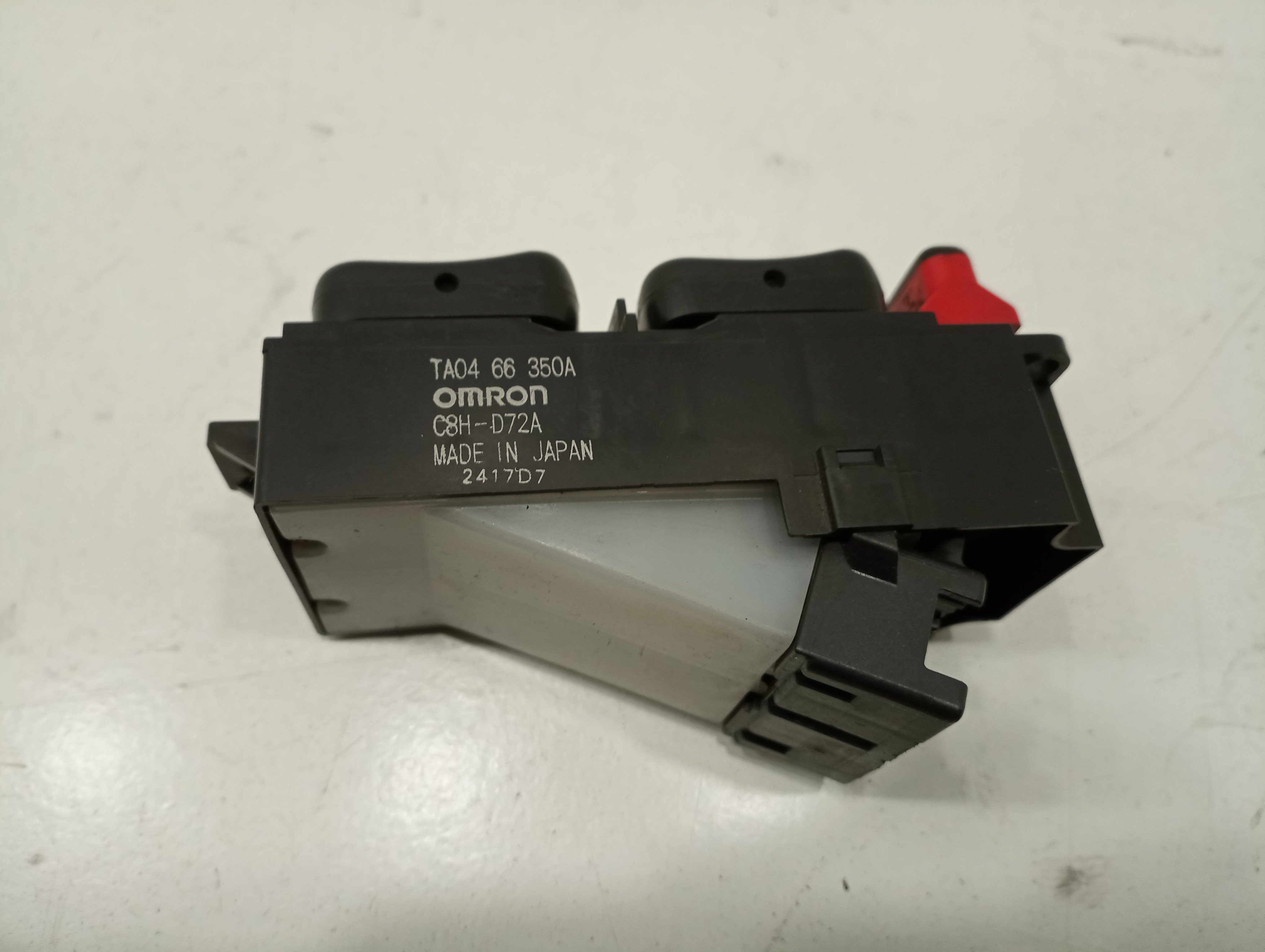 Comutador de vidro frente esquerdo MAZDA XEDOS 9 (TA) | 93 - 02 Imagem-1