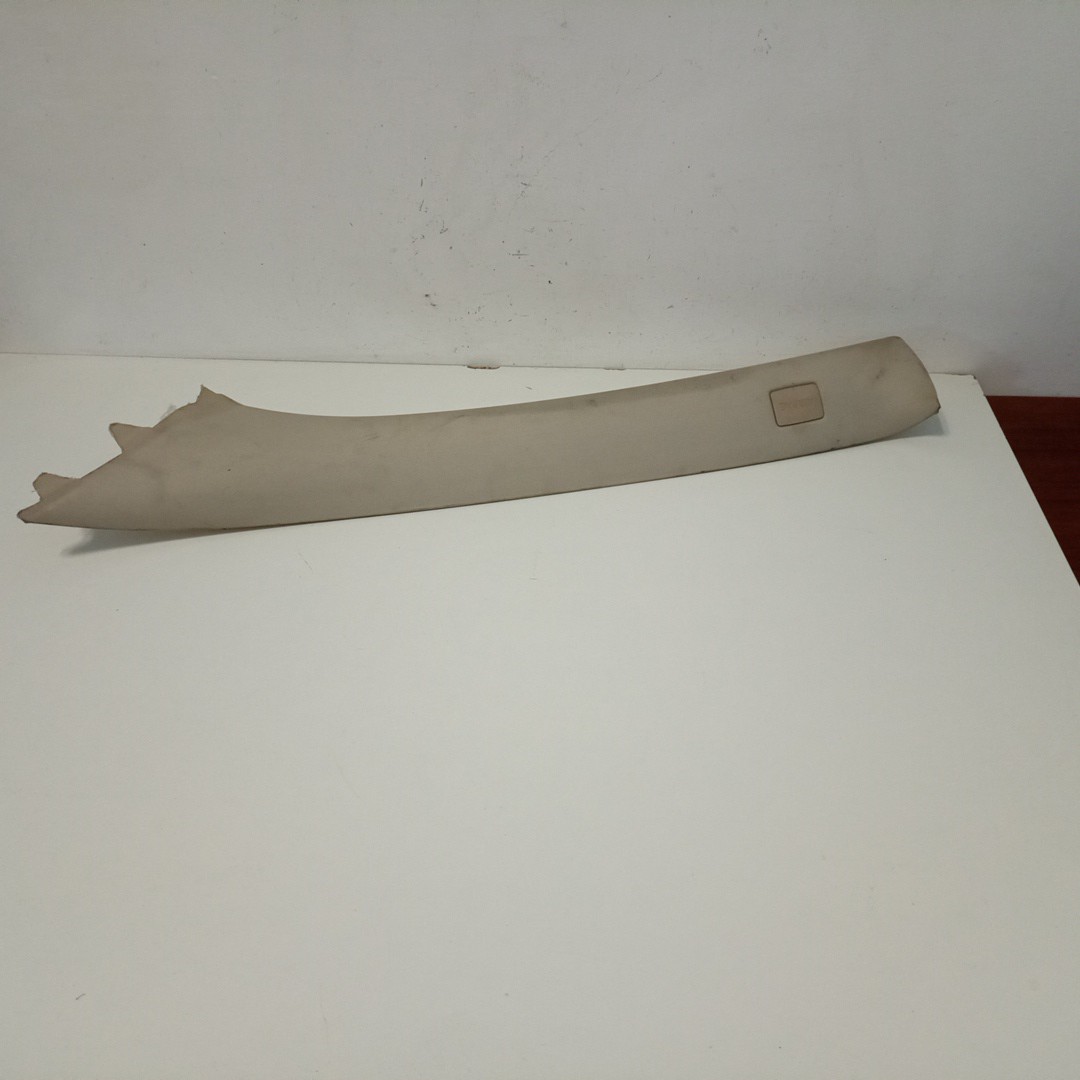 Moldura de pilar A JAGUAR XF (X250) | 08 - 15 Imagem-1