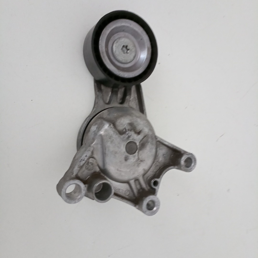Rolo tensor, correia trapezoidal PEUGEOT 308 I (4A_, 4C_) | 07 - 16 Imagem-1