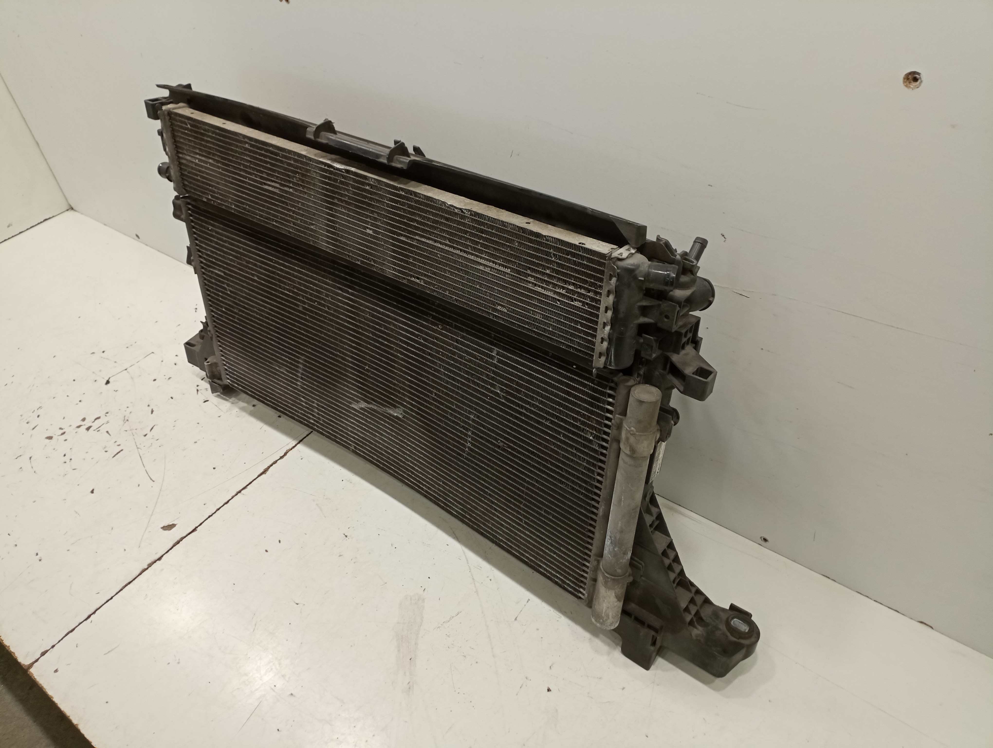 Suporte de radiador RENAULT MASTER III Caixa (FV) | 10 -  Imagem-4