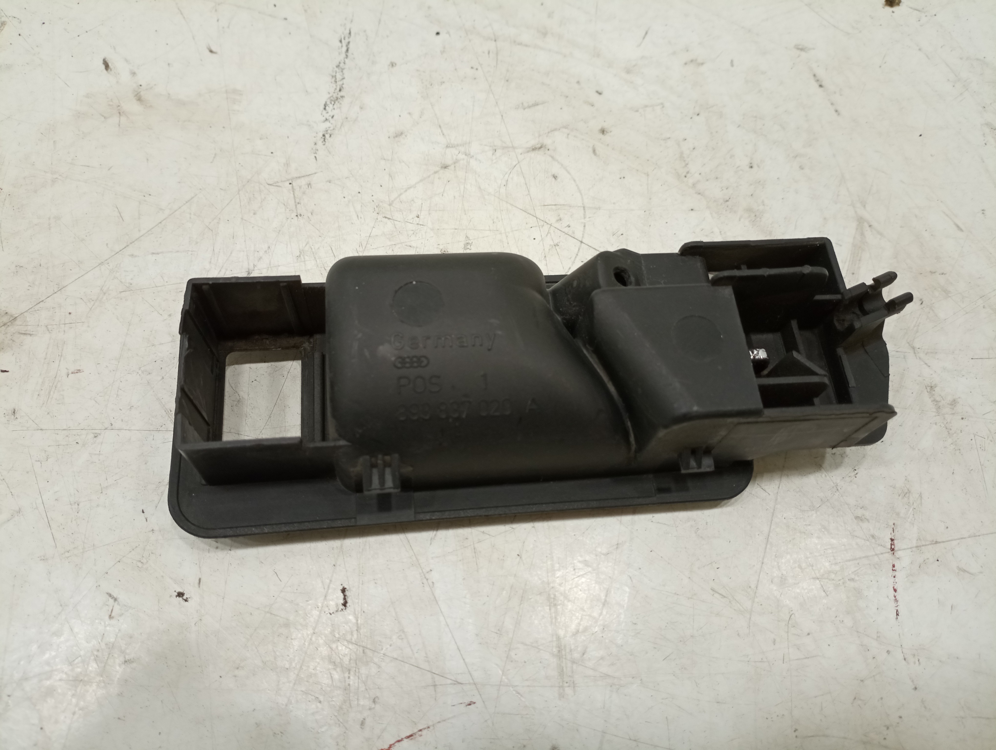 Puxador interior de porta traseira direita AUDI 80 (8C2, B4) | 91 - 95 Imagem-3