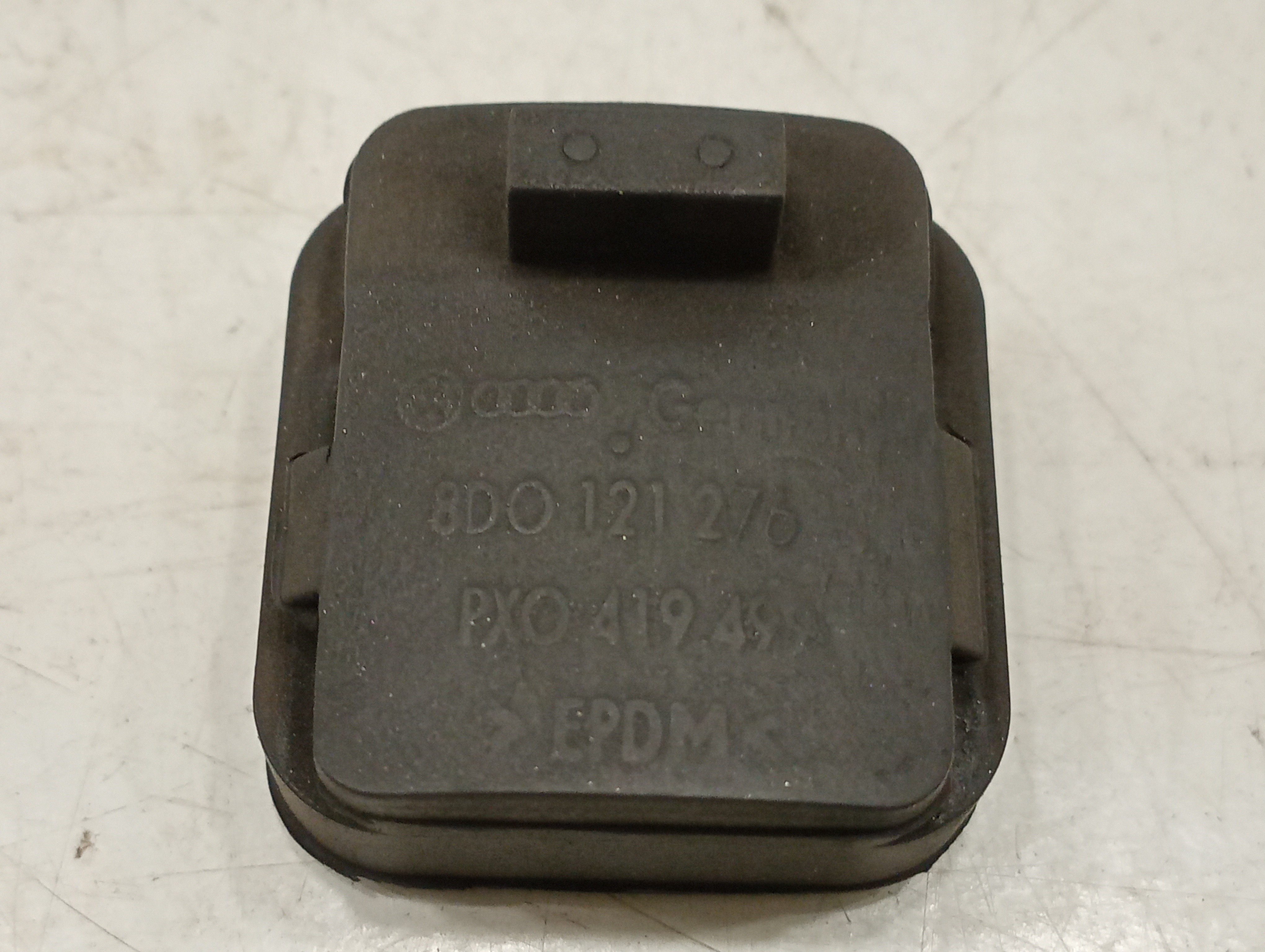 Suporte de radiador AUDI A4 (8D2, B5) | 94 - 01 Imagem-1