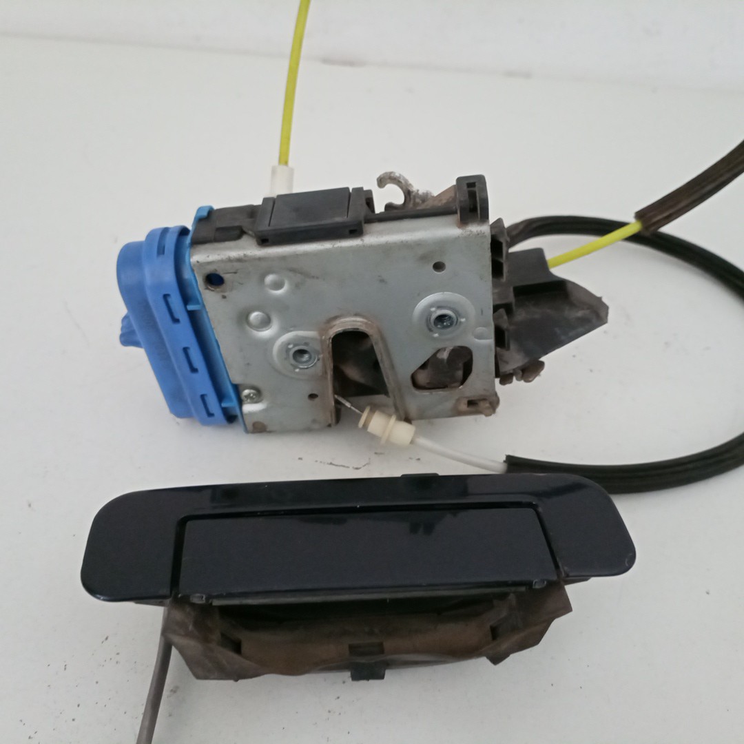 Fecho da Porta Trás Direito AUDI A4 Avant (8D5, B5) | 94 - 02 Imagem-4