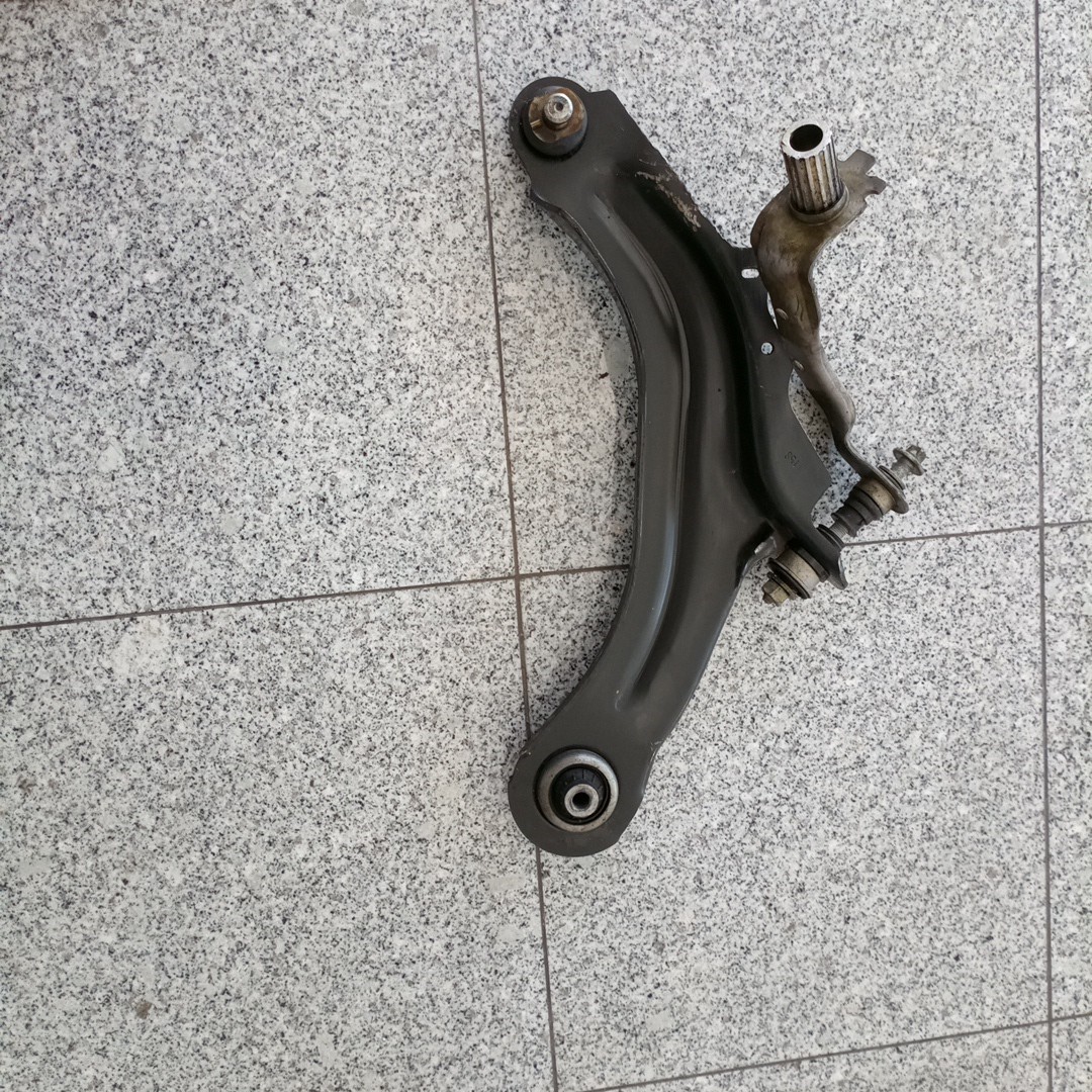 Braço de suspensão RENAULT CLIO III (BR0/1, CR0/1) | 05 - 