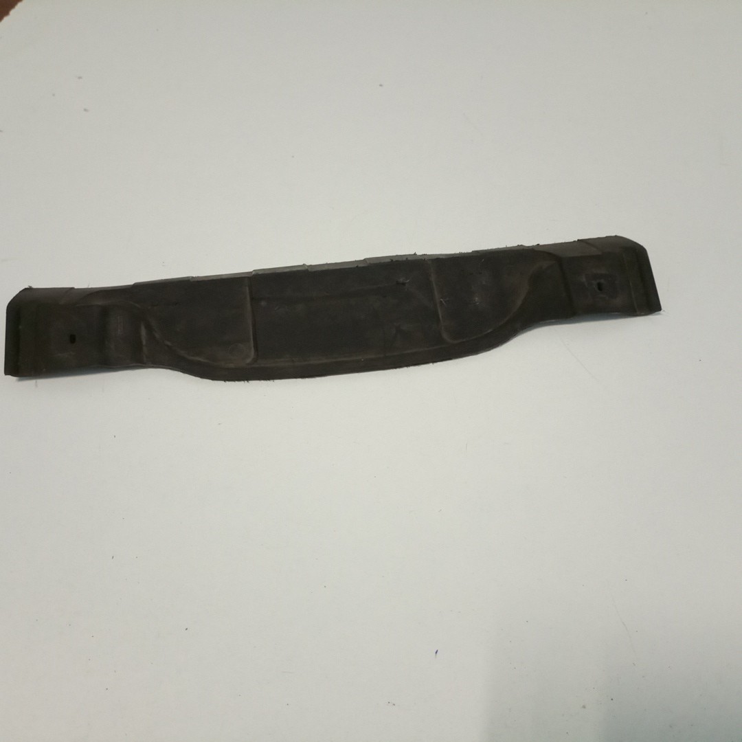Guia de duto de ar AUDI A5 (8T3) | 07 - 17
