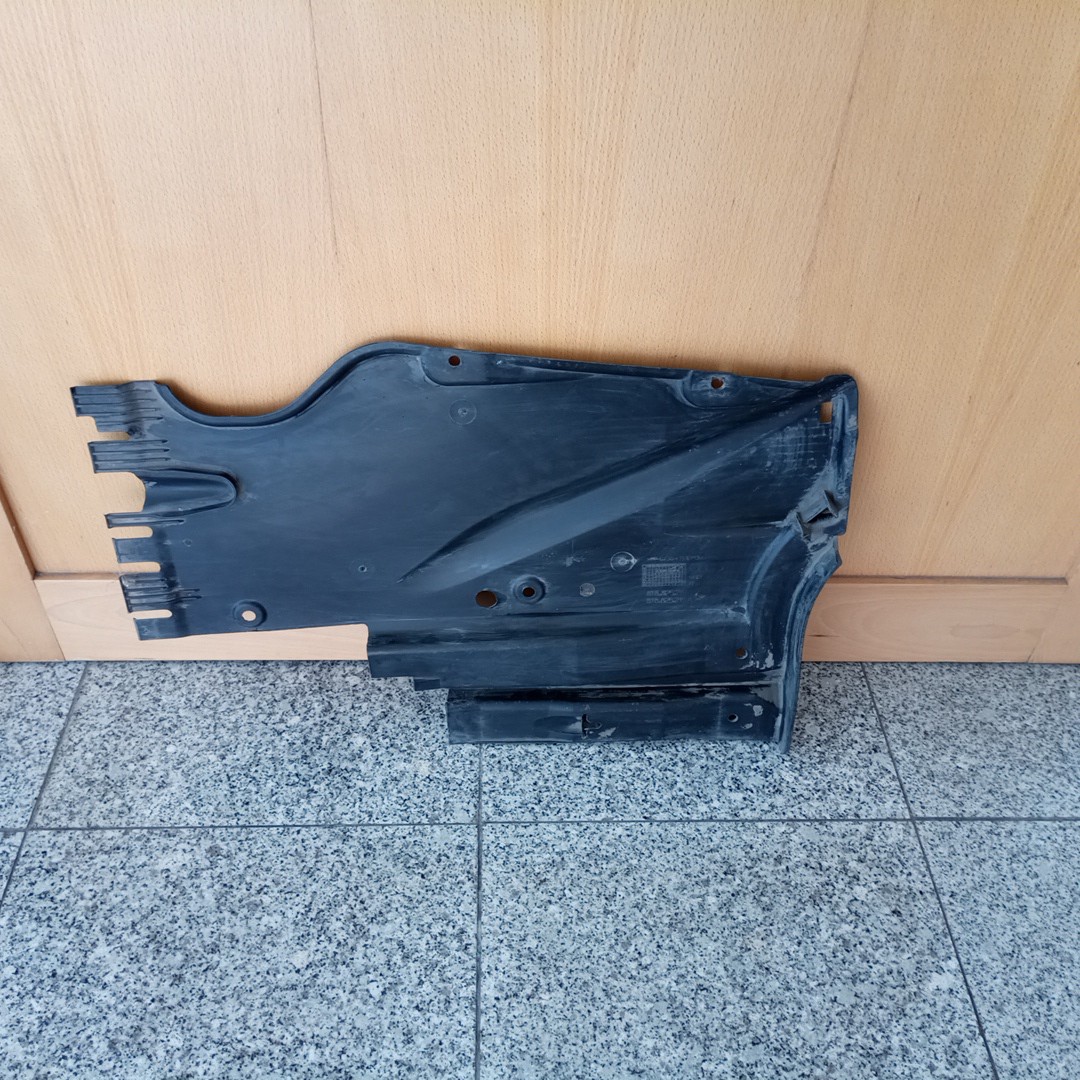 Resguardo inferior de motor AUDI A5 (8T3) | 07 - 17