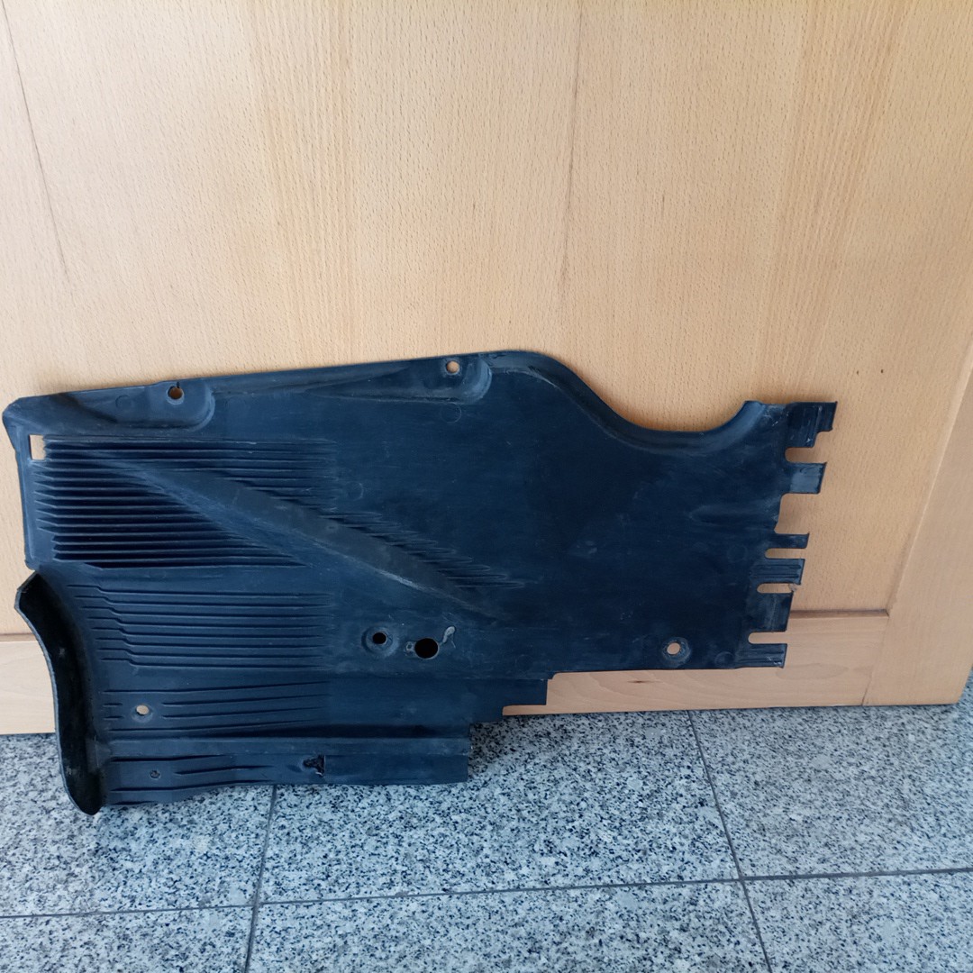 Resguardo inferior de motor AUDI A5 (8T3) | 07 - 17 Imagem-1