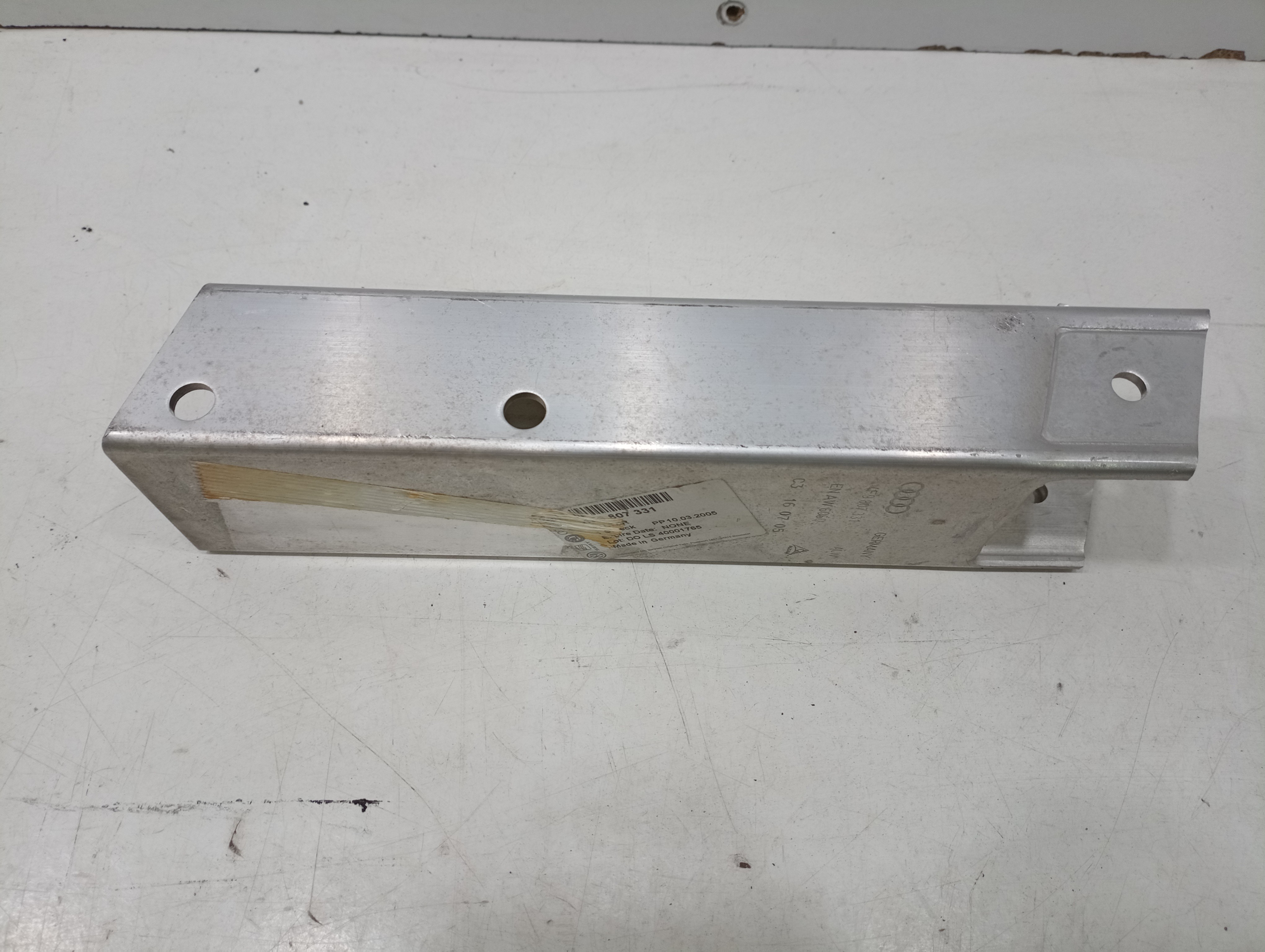 Reforço do para-choques Frente AUDI A6 Allroad (4FH, C6) | 06 - 11 Imagem-1