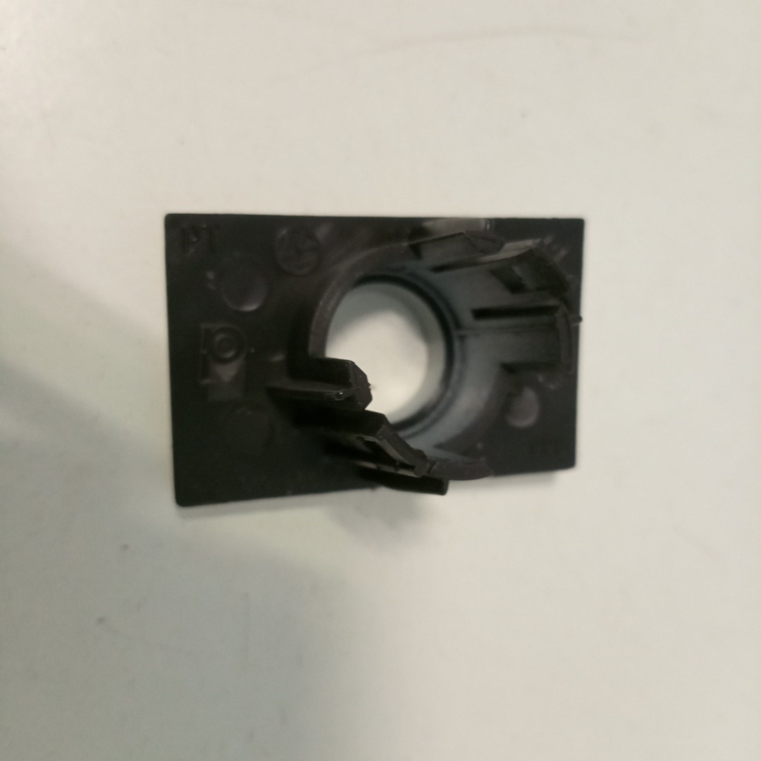 Suporte de sensor de estacionamento VOLKSWAGEN SCIROCCO (137, 138) | 08 - 17 Imagem-2