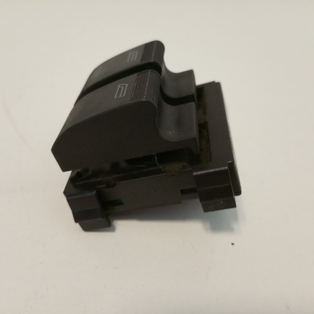 Comutador de vidro frente esquerdo AUDI A3 (8L1) | 96 - 06 Imagem-1