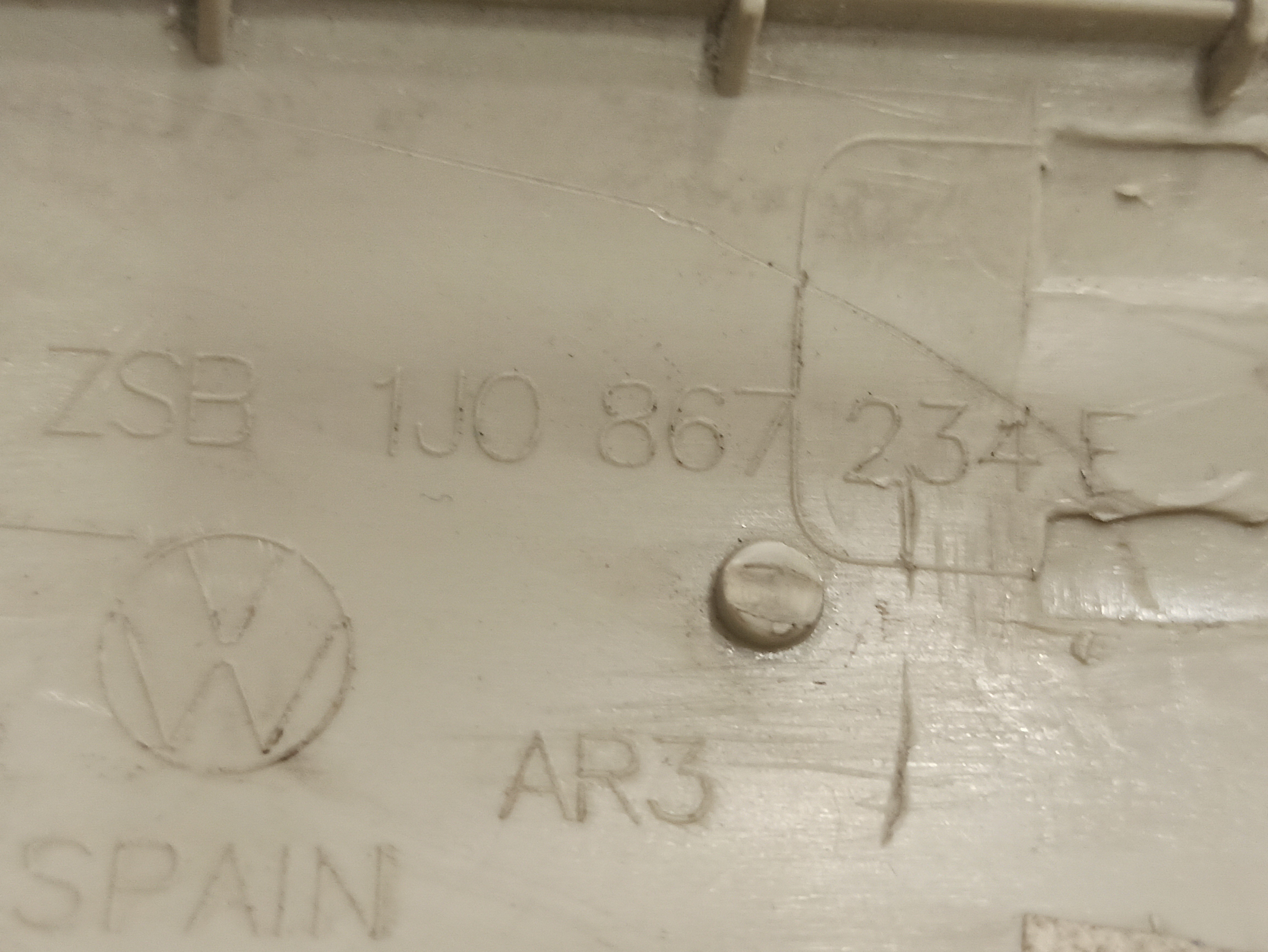 Moldura de pilar A VOLKSWAGEN GOLF IV (1J1) | 97 - 07 Imagem-2