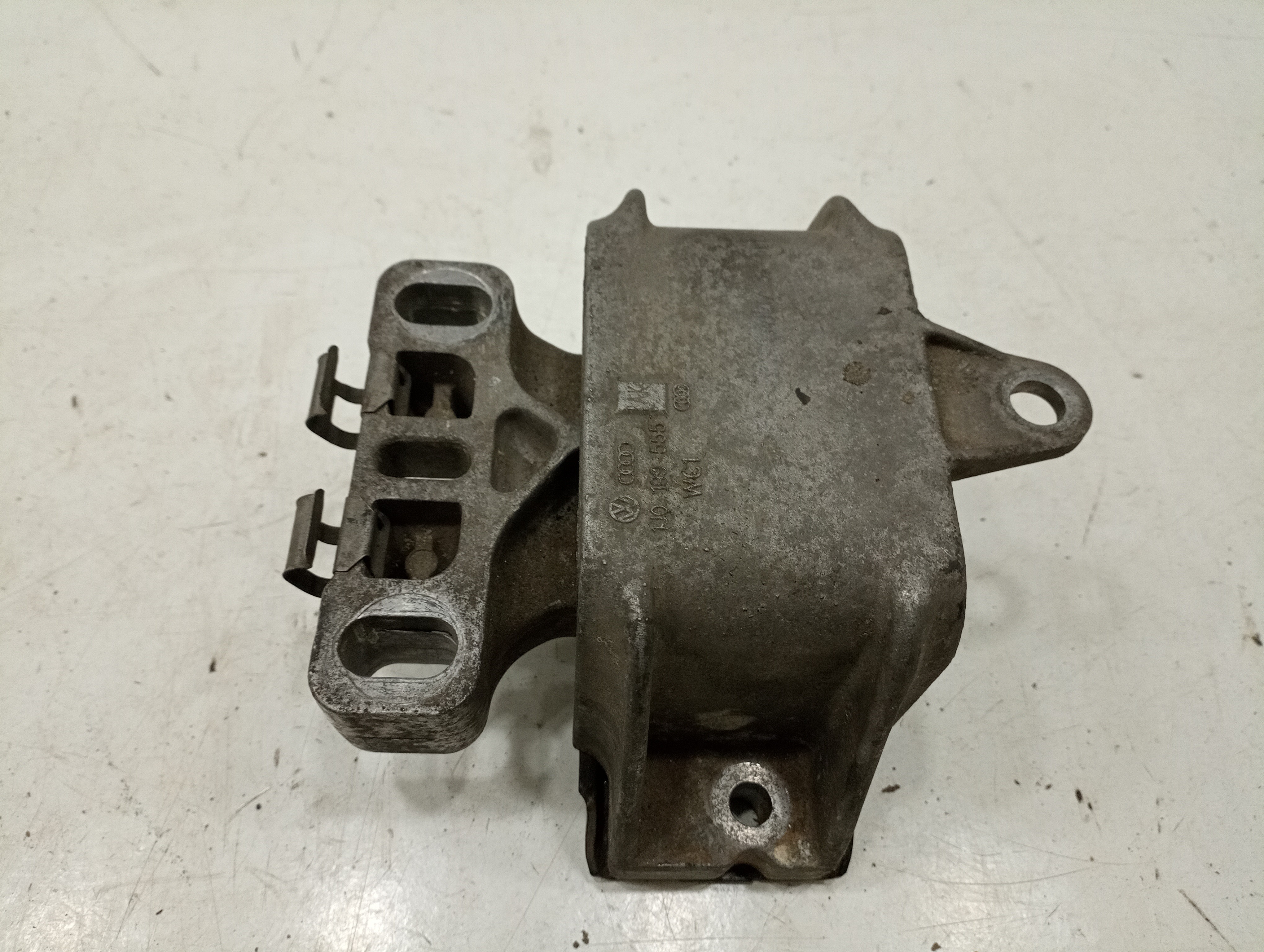 Apoio de motor VOLKSWAGEN GOLF IV (1J1) | 97 - 07